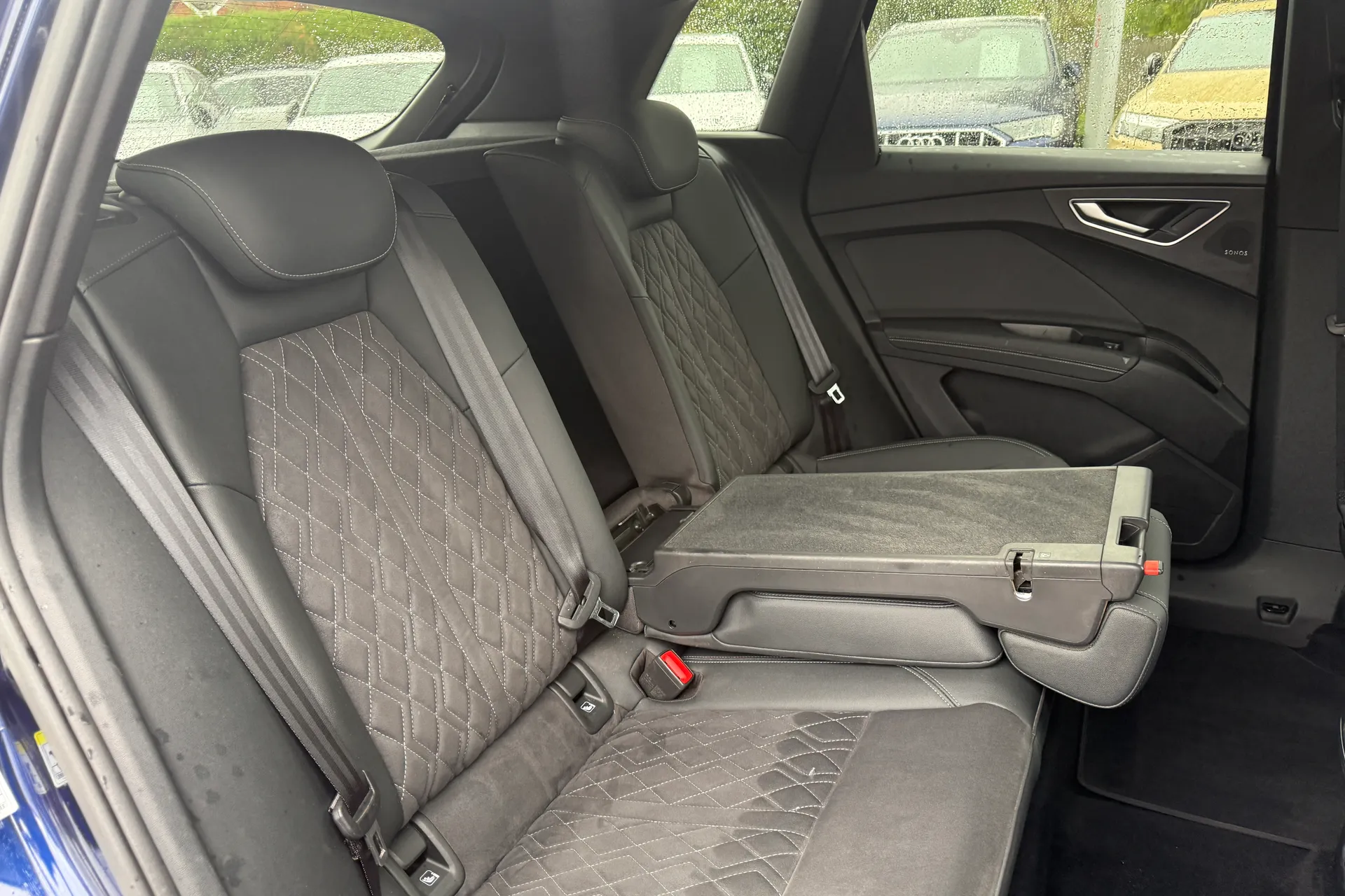Audi Q4 thumbnail image number 45
