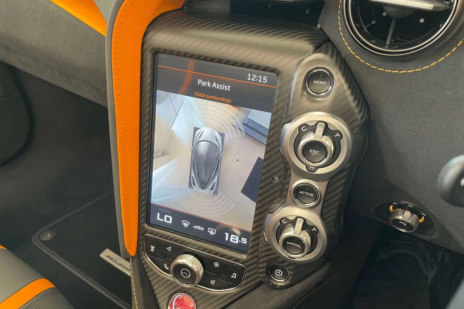 McLaren 720S thumbnail image number 41