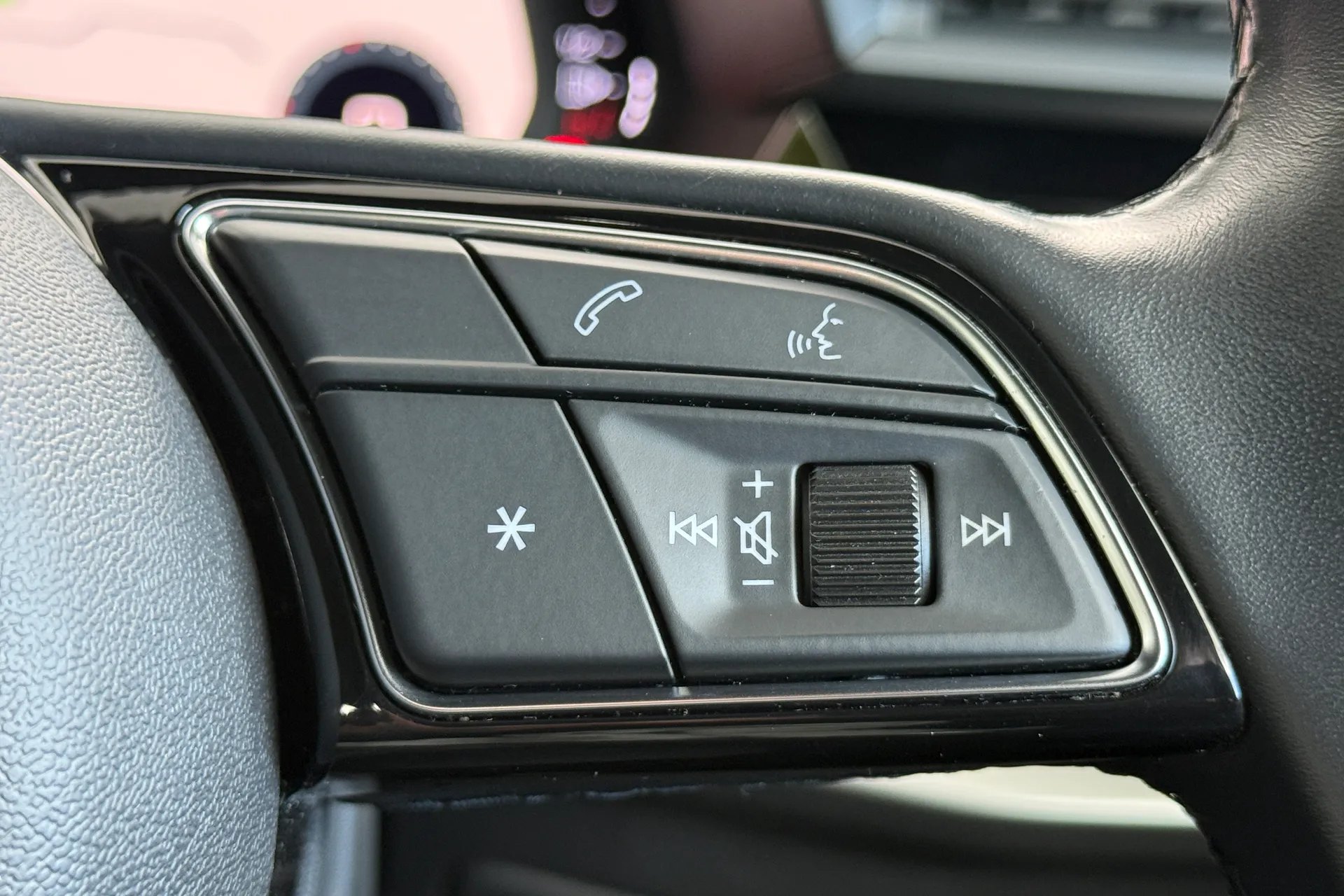 Audi A3 thumbnail image number 24