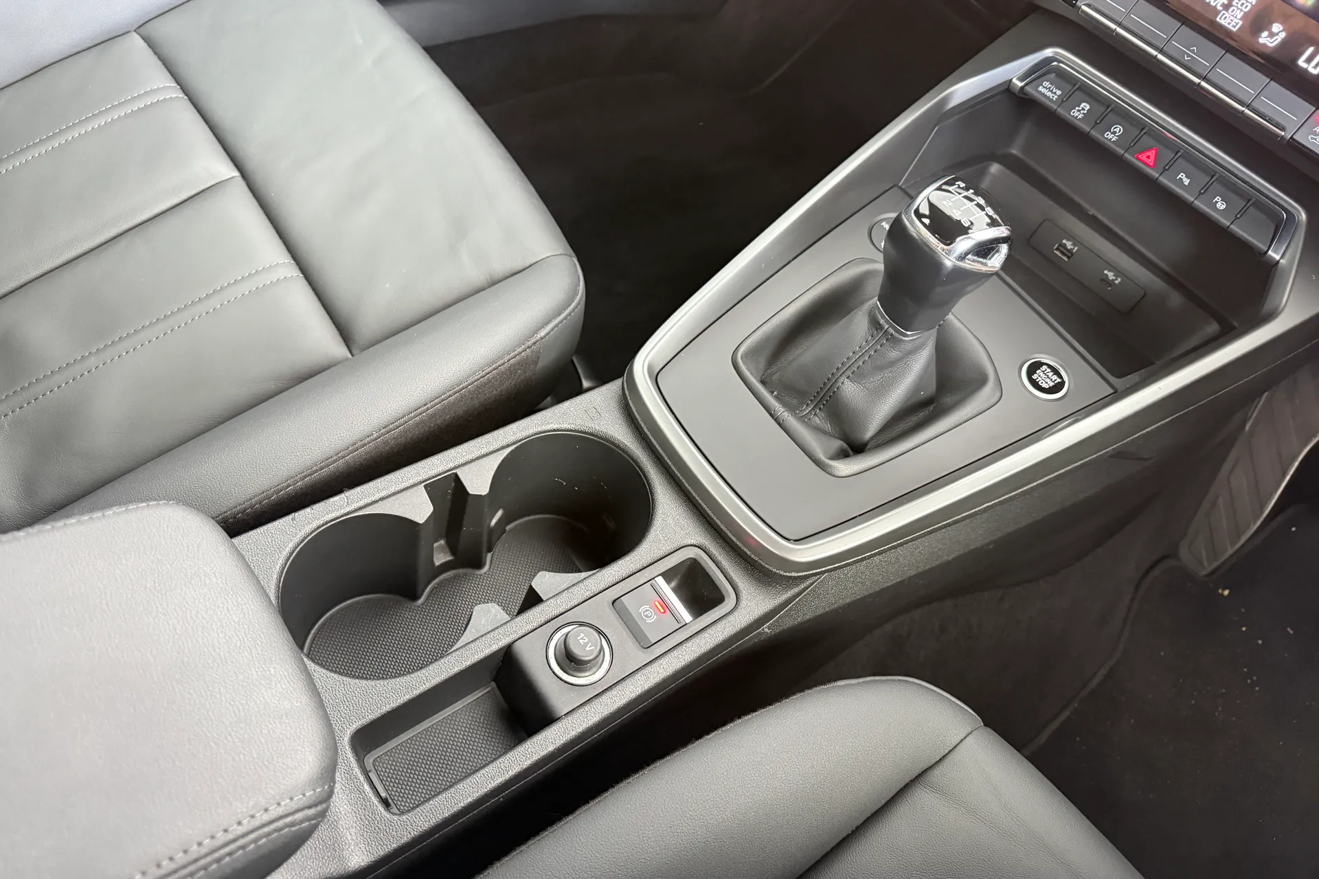 Audi A3 thumbnail image number 42