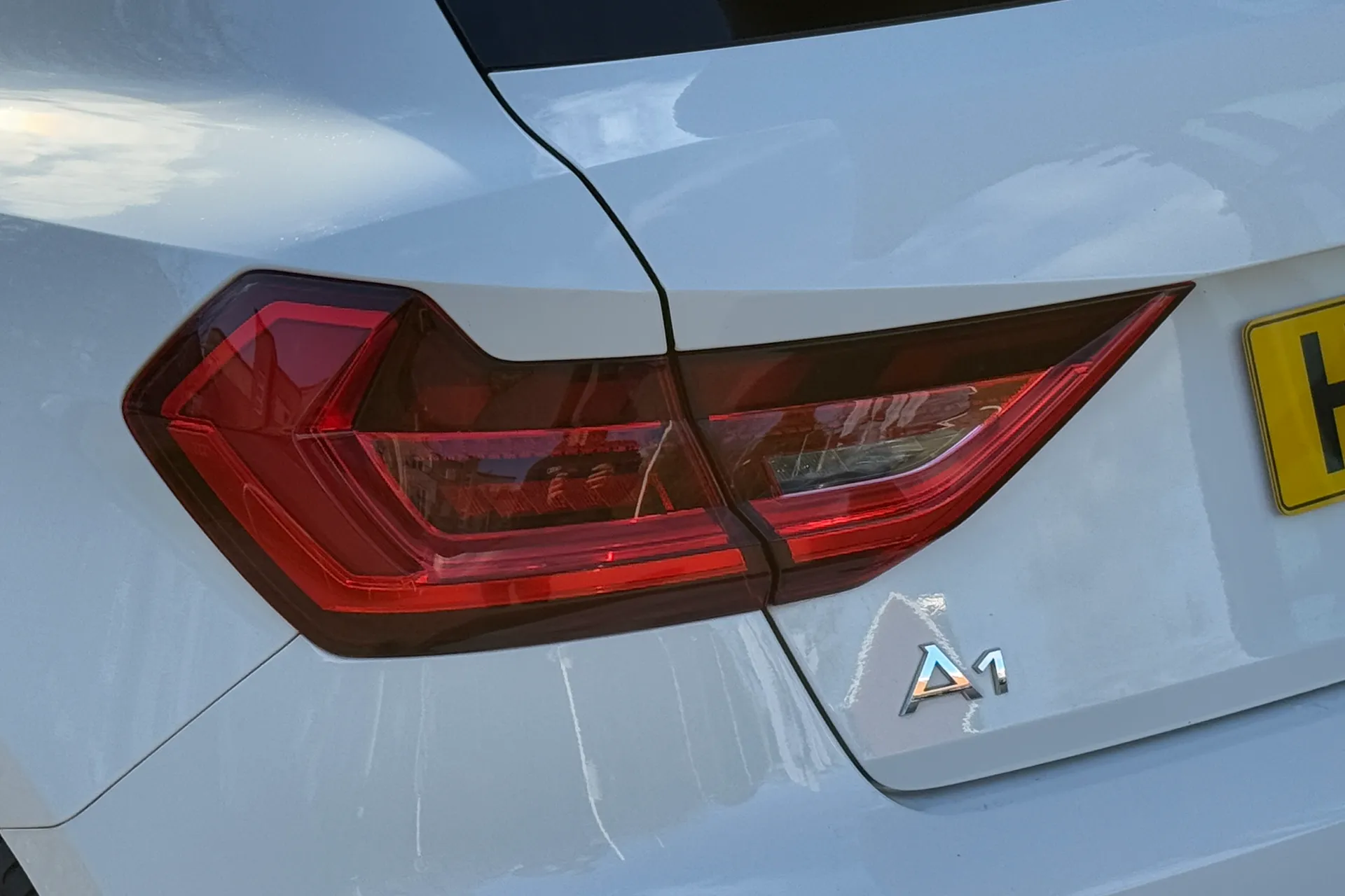 Audi A1 thumbnail image number 42