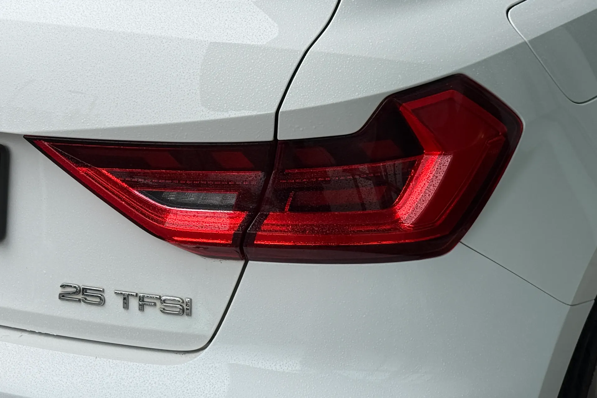 Audi A1 thumbnail image number 33