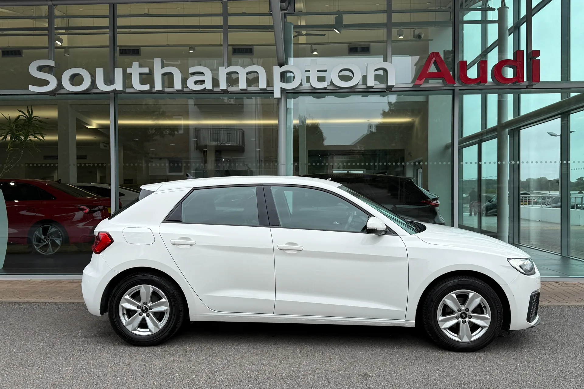 Audi A1 thumbnail image number 4