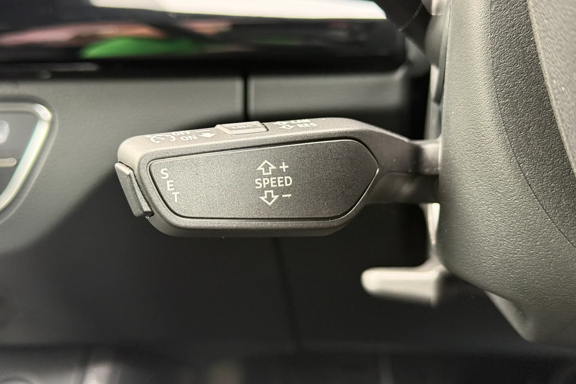Audi Q5 thumbnail image number 10