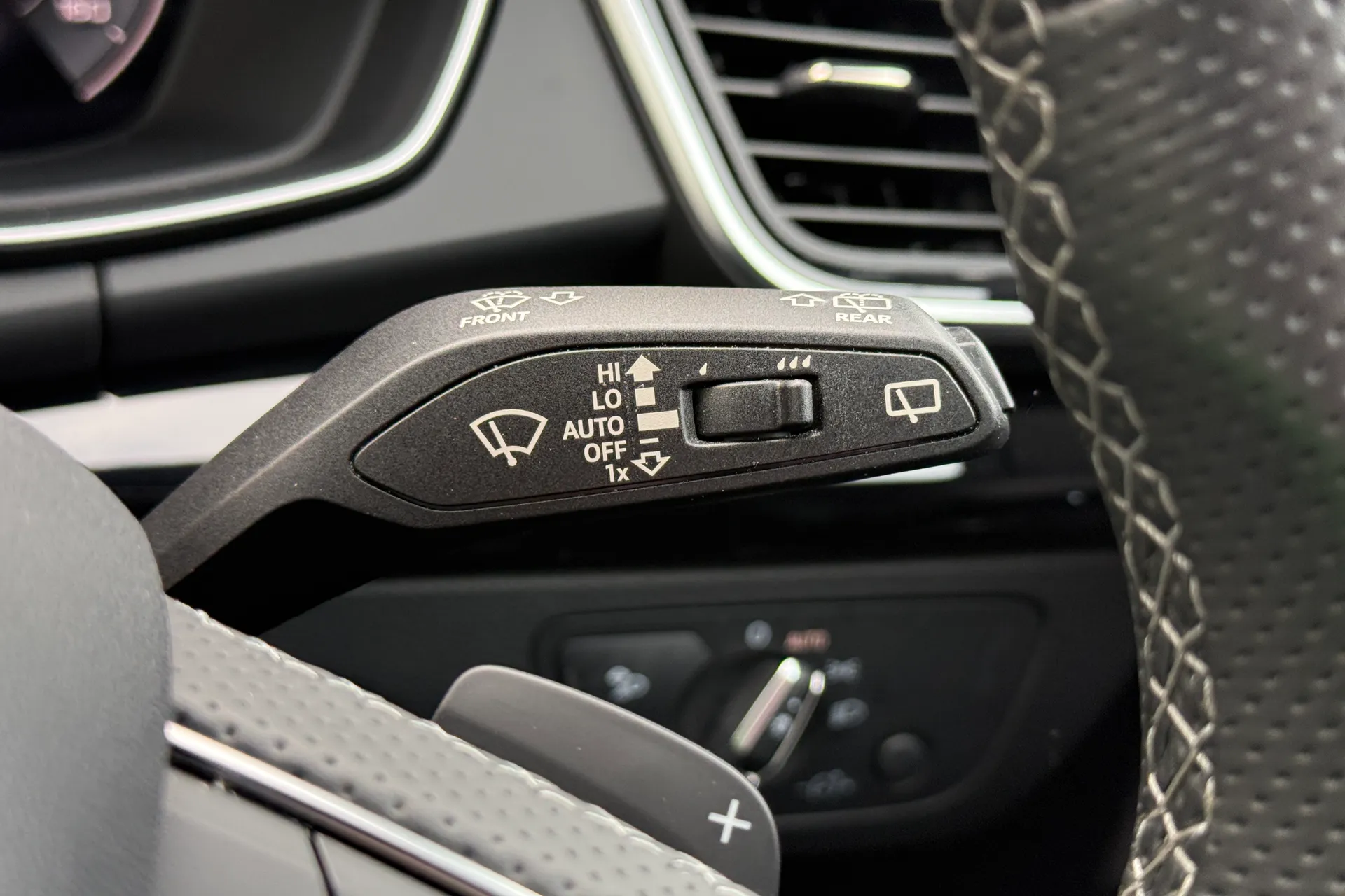 Audi Q5 thumbnail image number 12