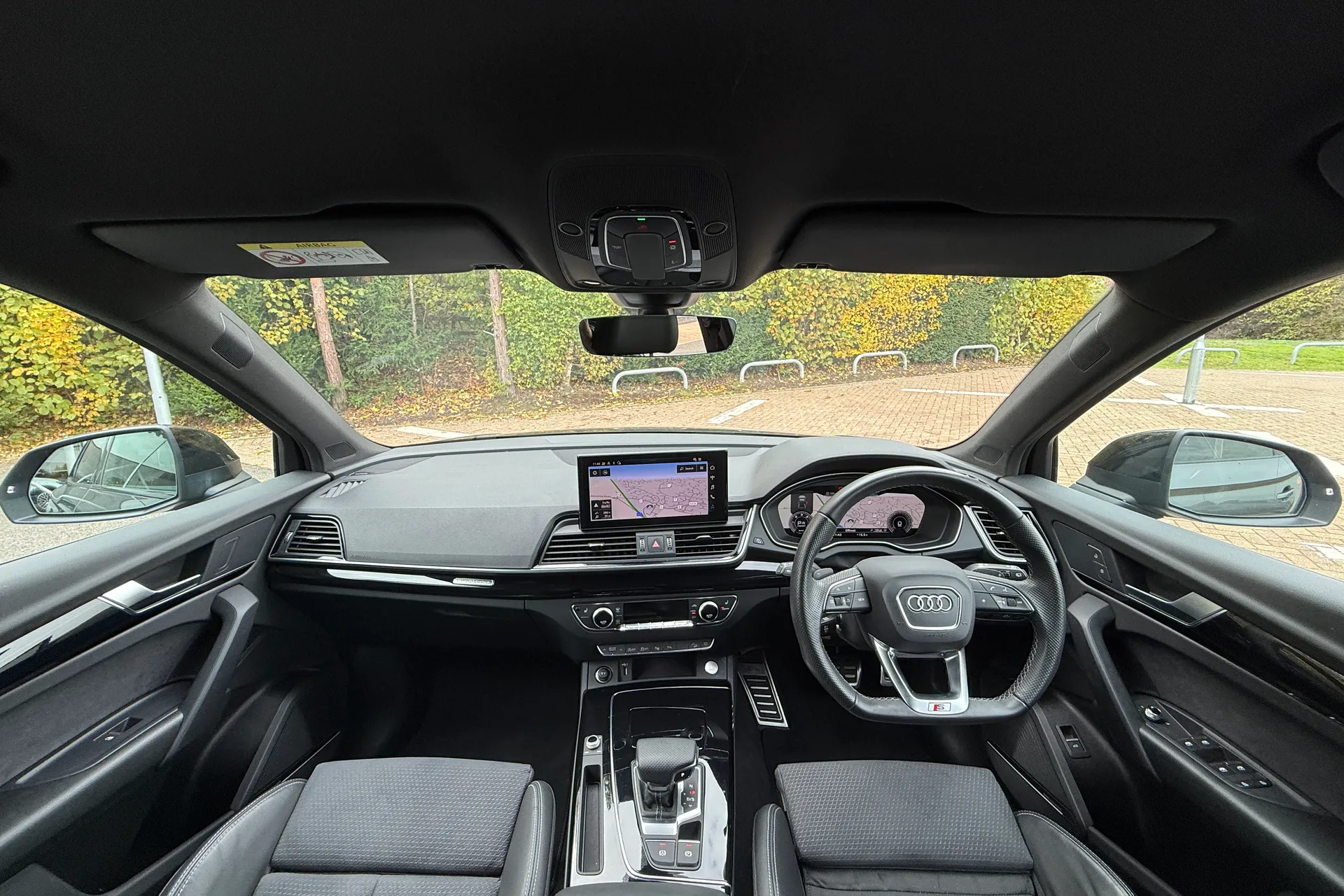 Audi Q5 thumbnail image number 31
