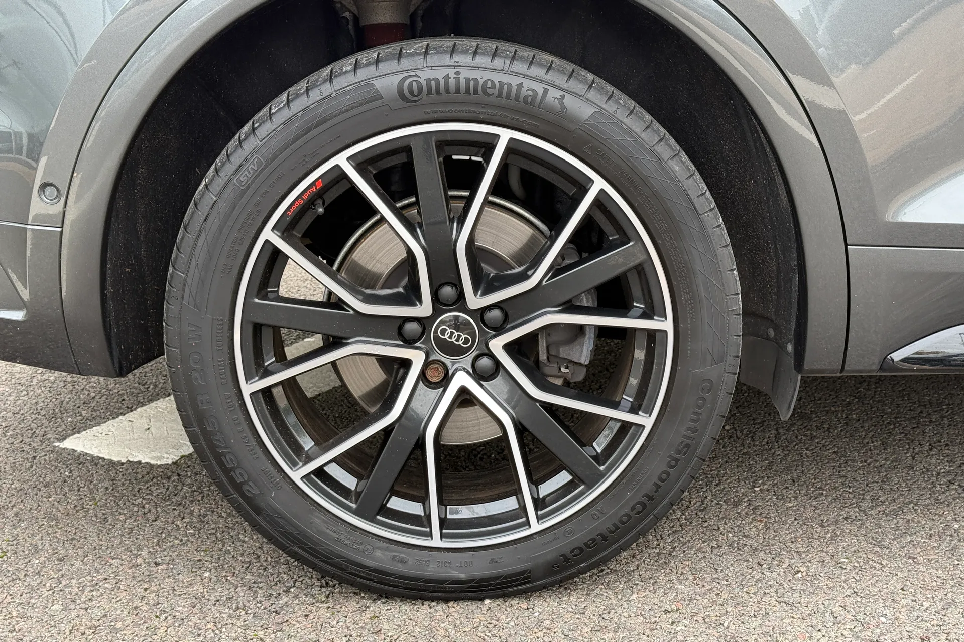 Audi Q5 thumbnail image number 25
