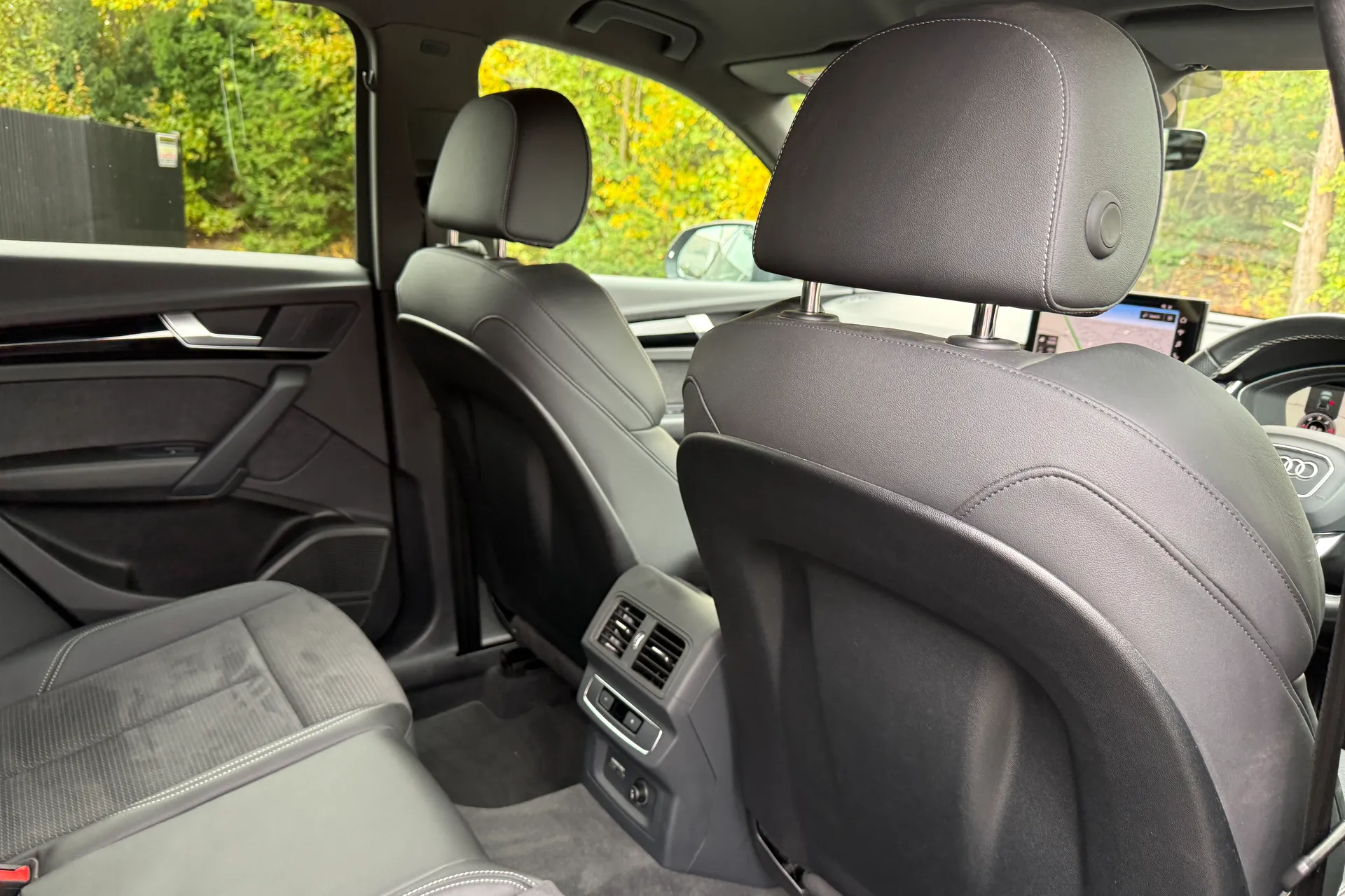 Audi Q5 thumbnail image number 30