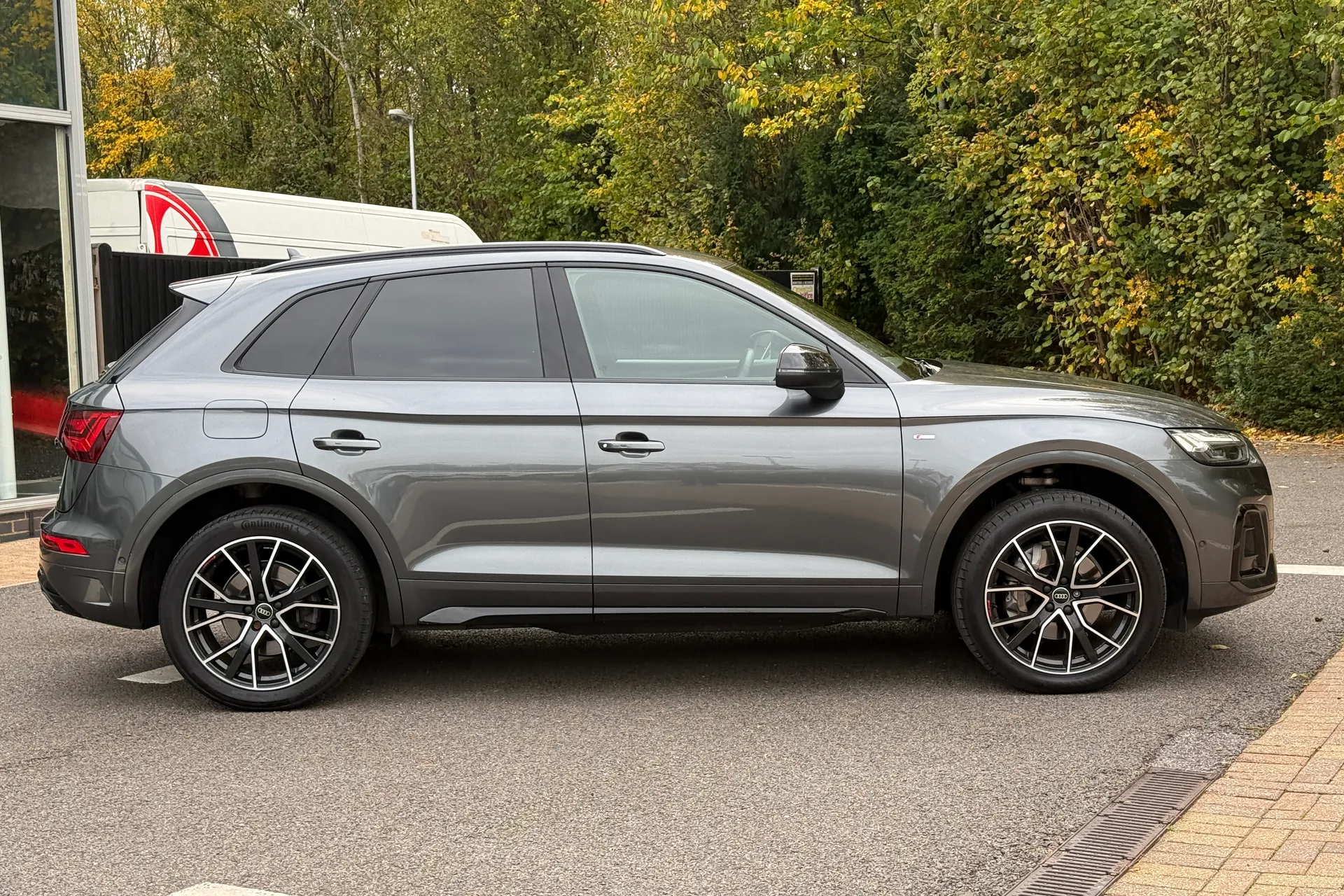 Audi Q5 thumbnail image number 26