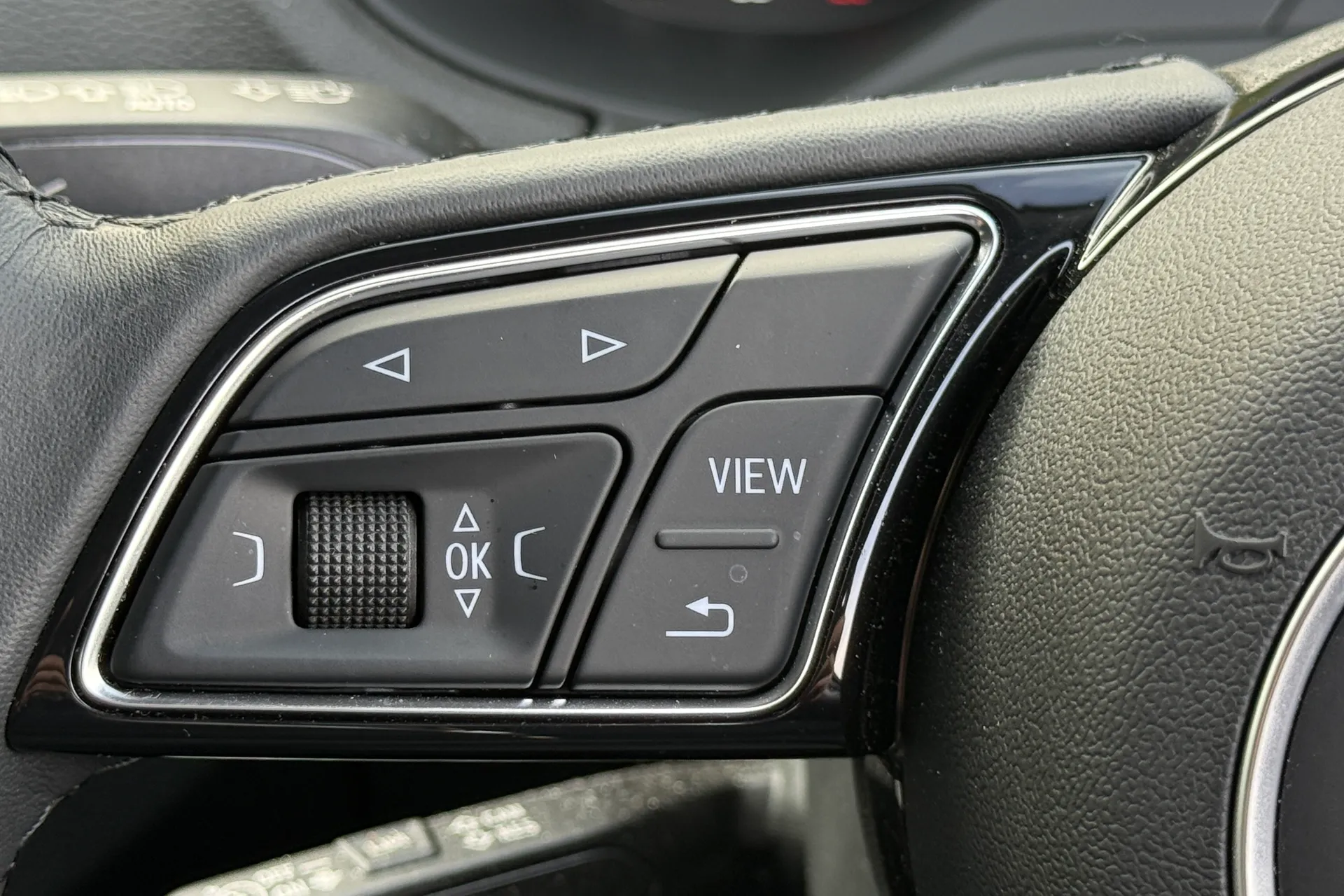 Audi Q2 thumbnail image number 53