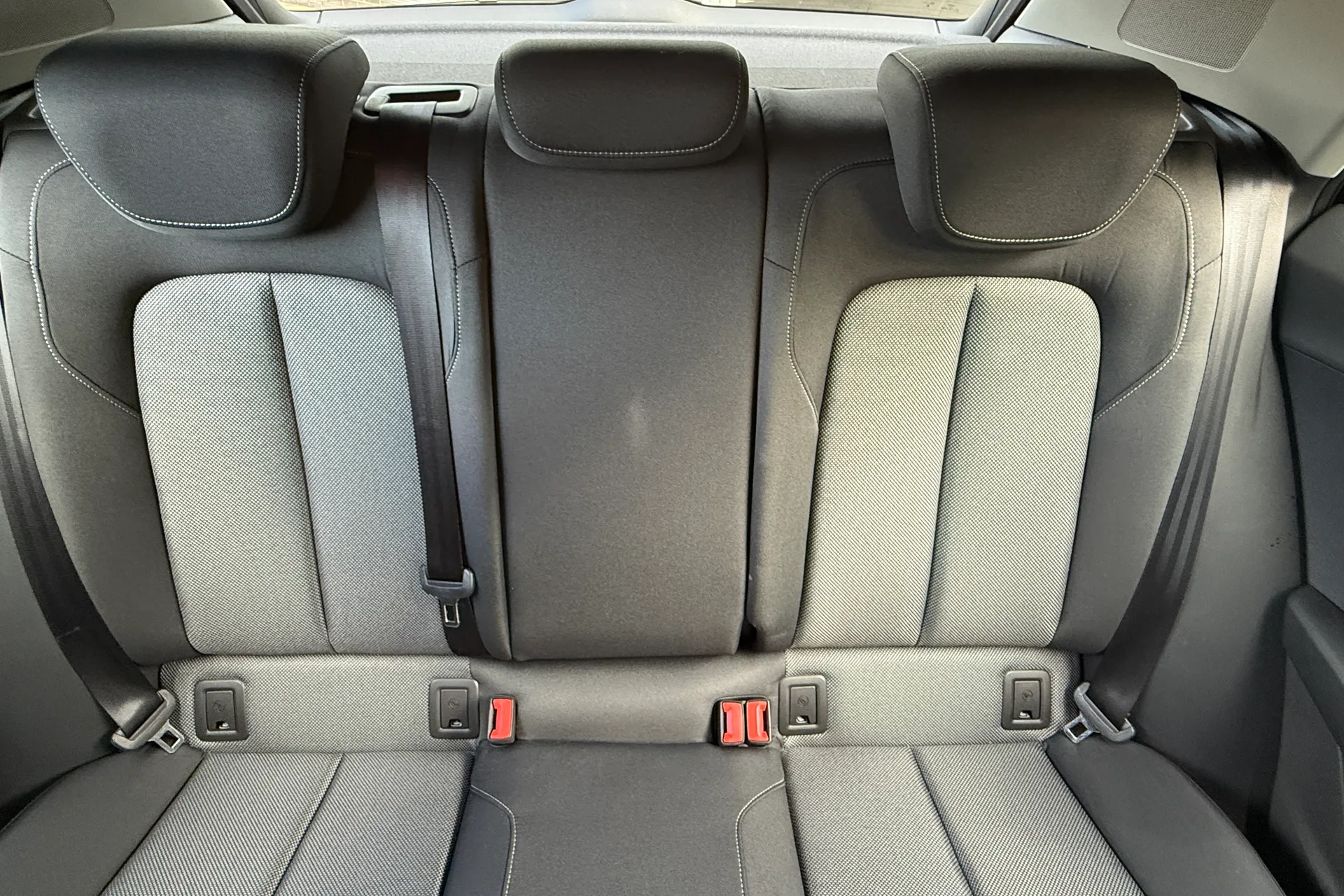 Audi Q2 thumbnail image number 25