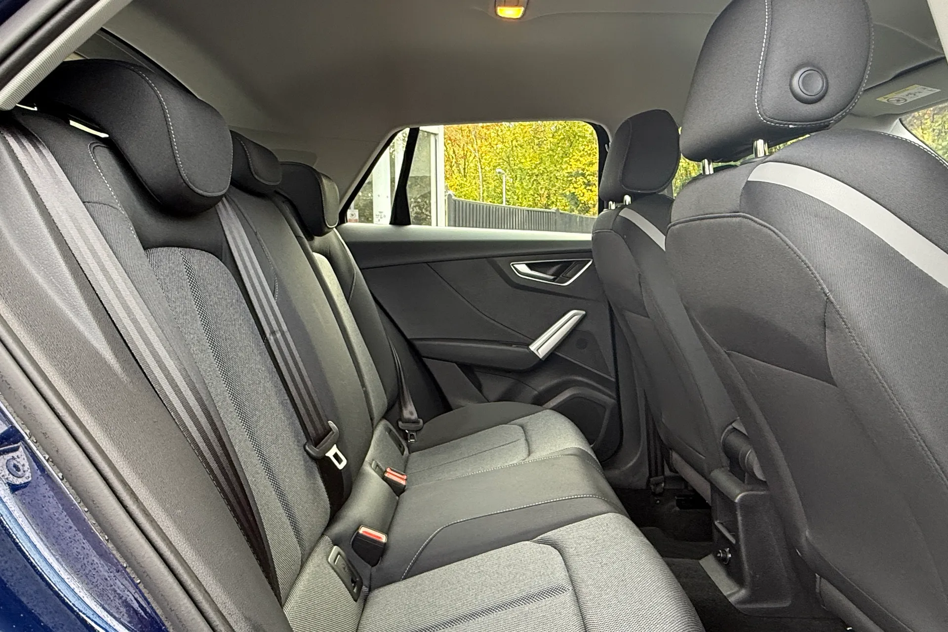 Audi Q2 thumbnail image number 9