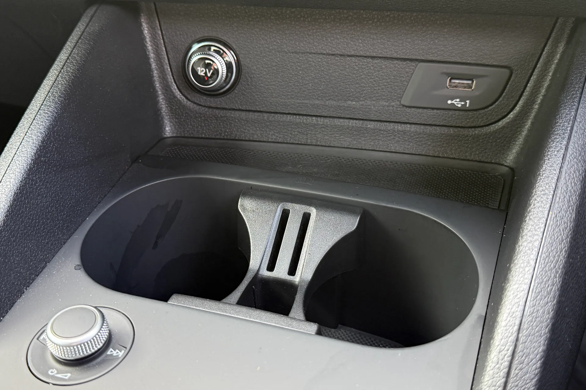 Audi Q2 thumbnail image number 42