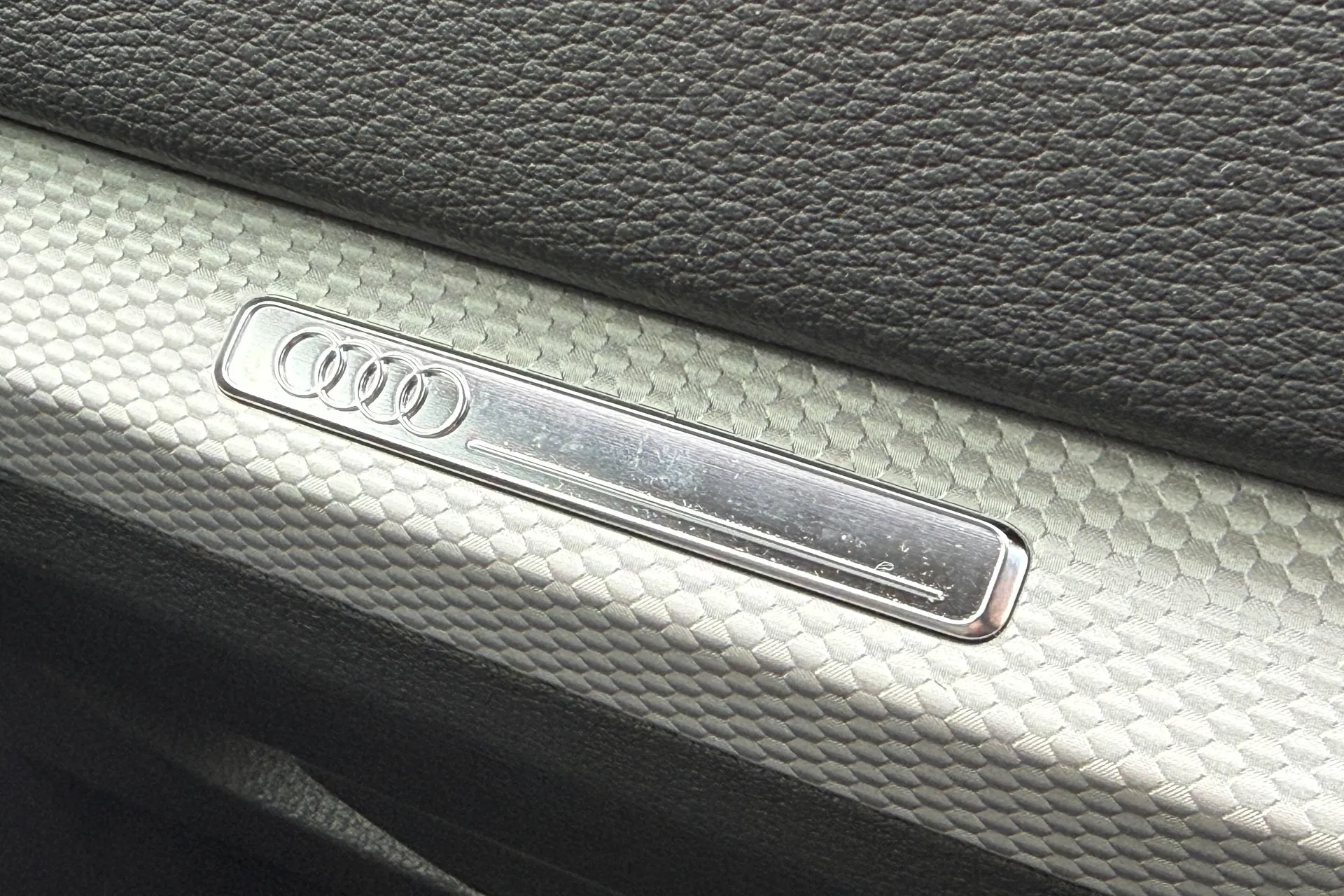 Audi Q2 thumbnail image number 44