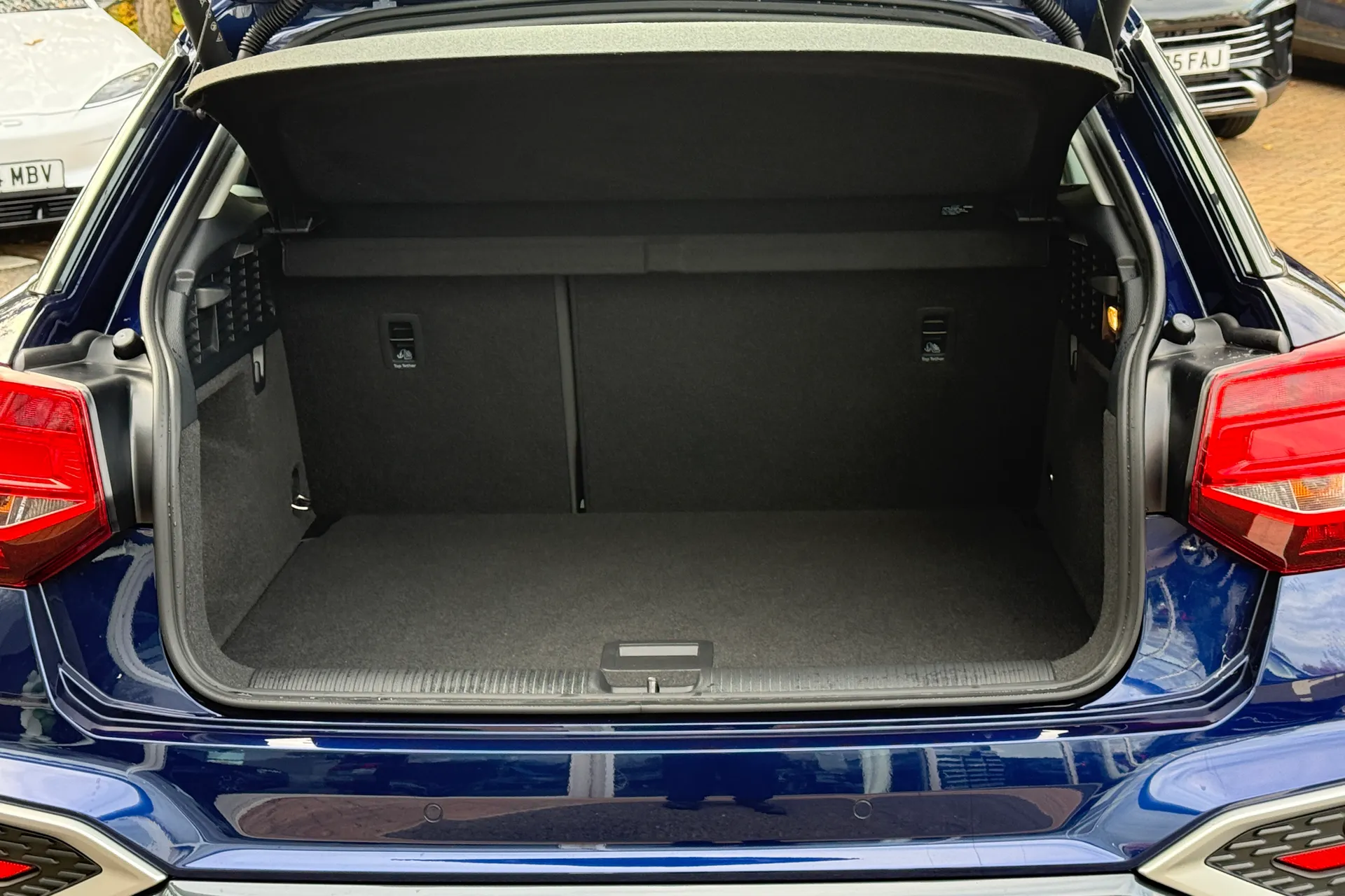 Audi Q2 thumbnail image number 32