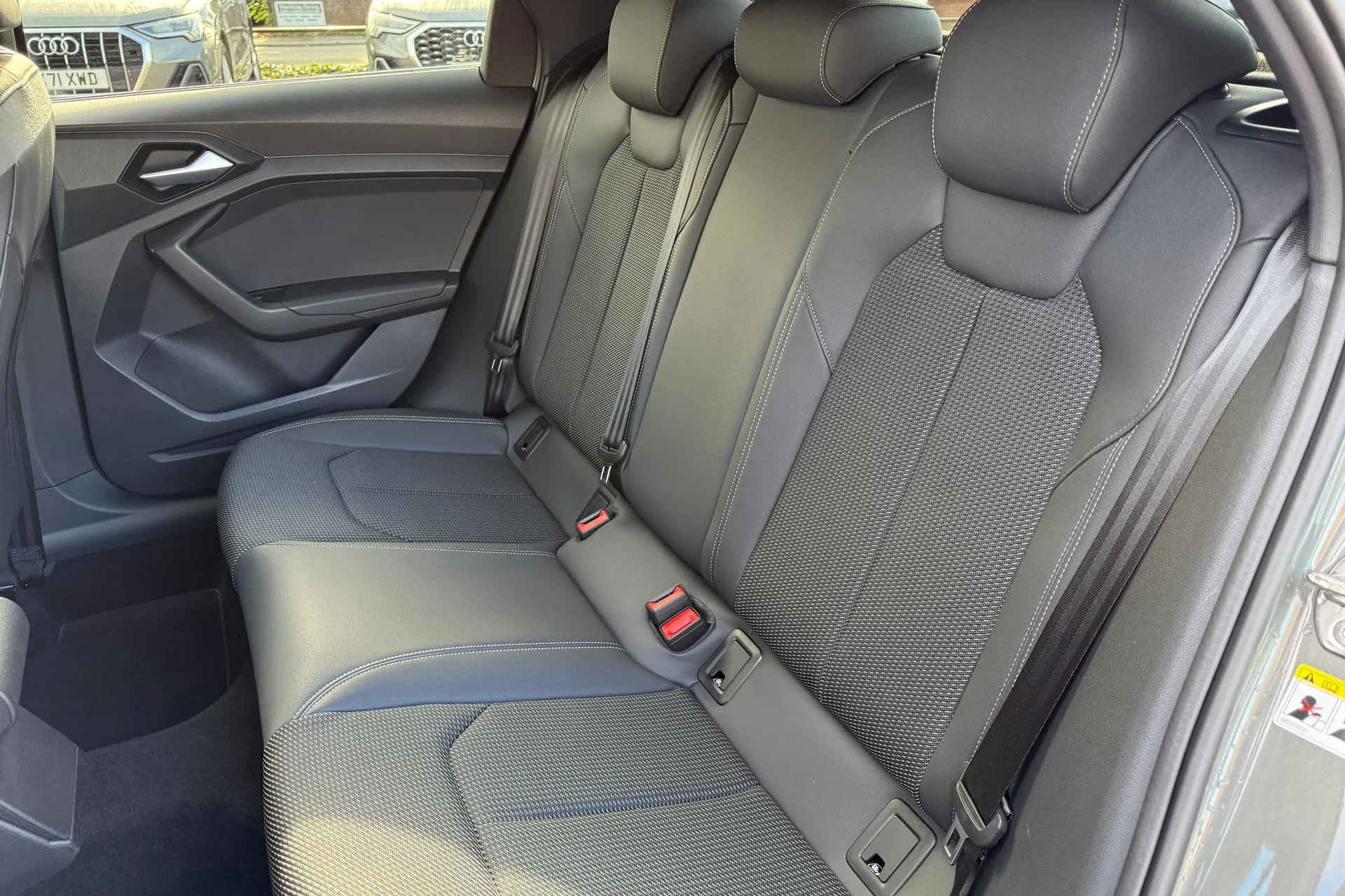 Audi A1 thumbnail image number 40