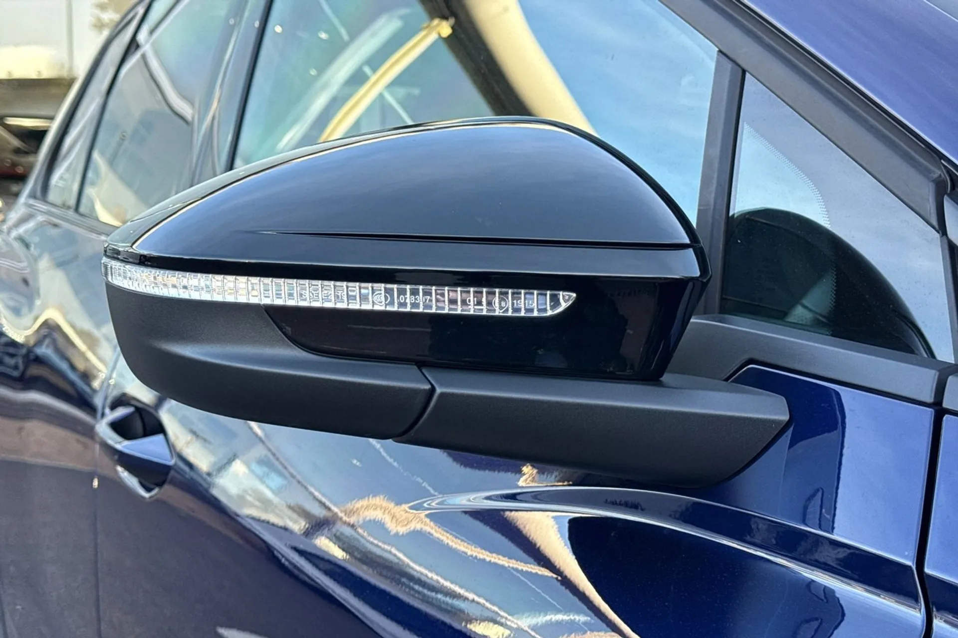 Audi Q4 thumbnail image number 59