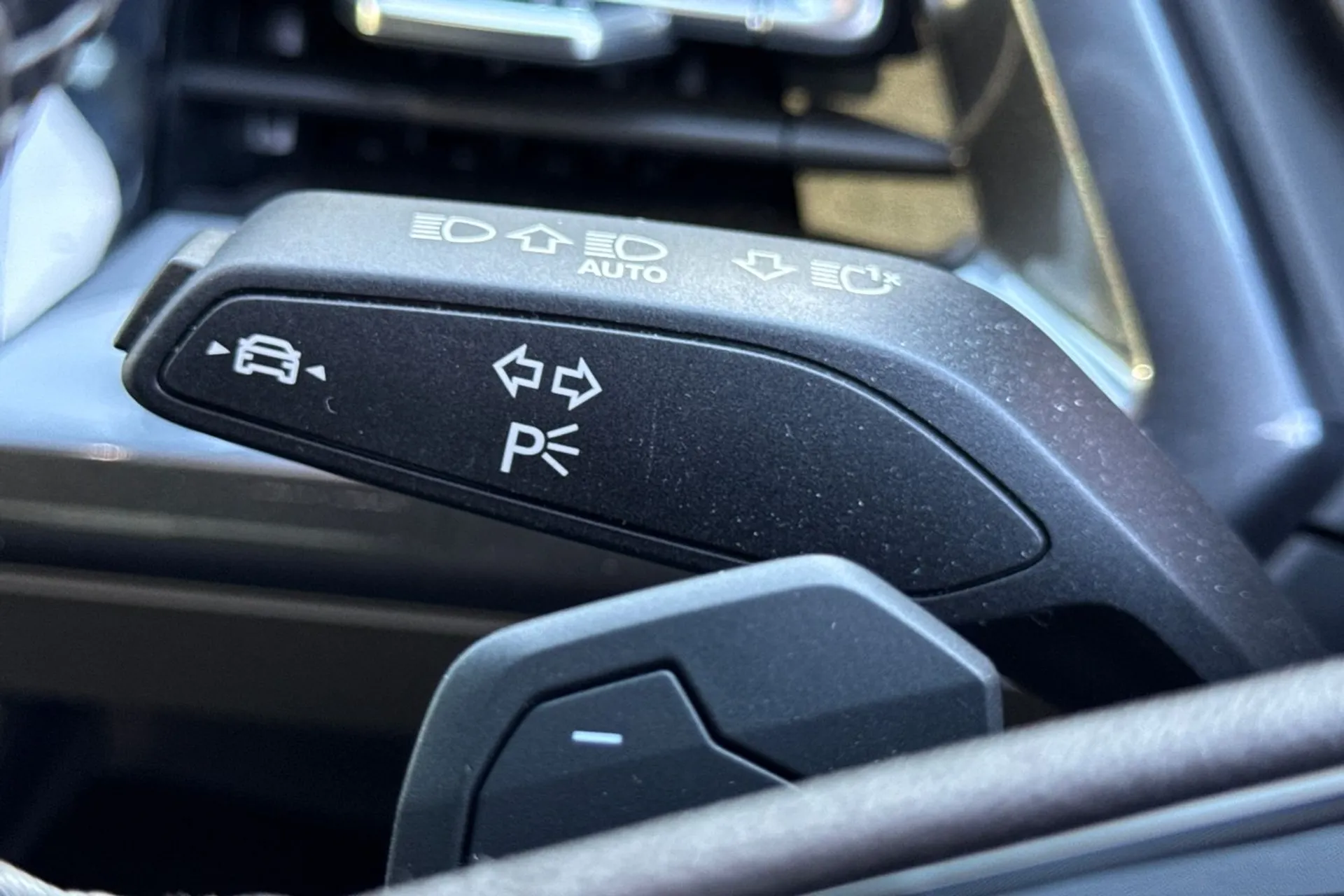 Audi Q4 thumbnail image number 63