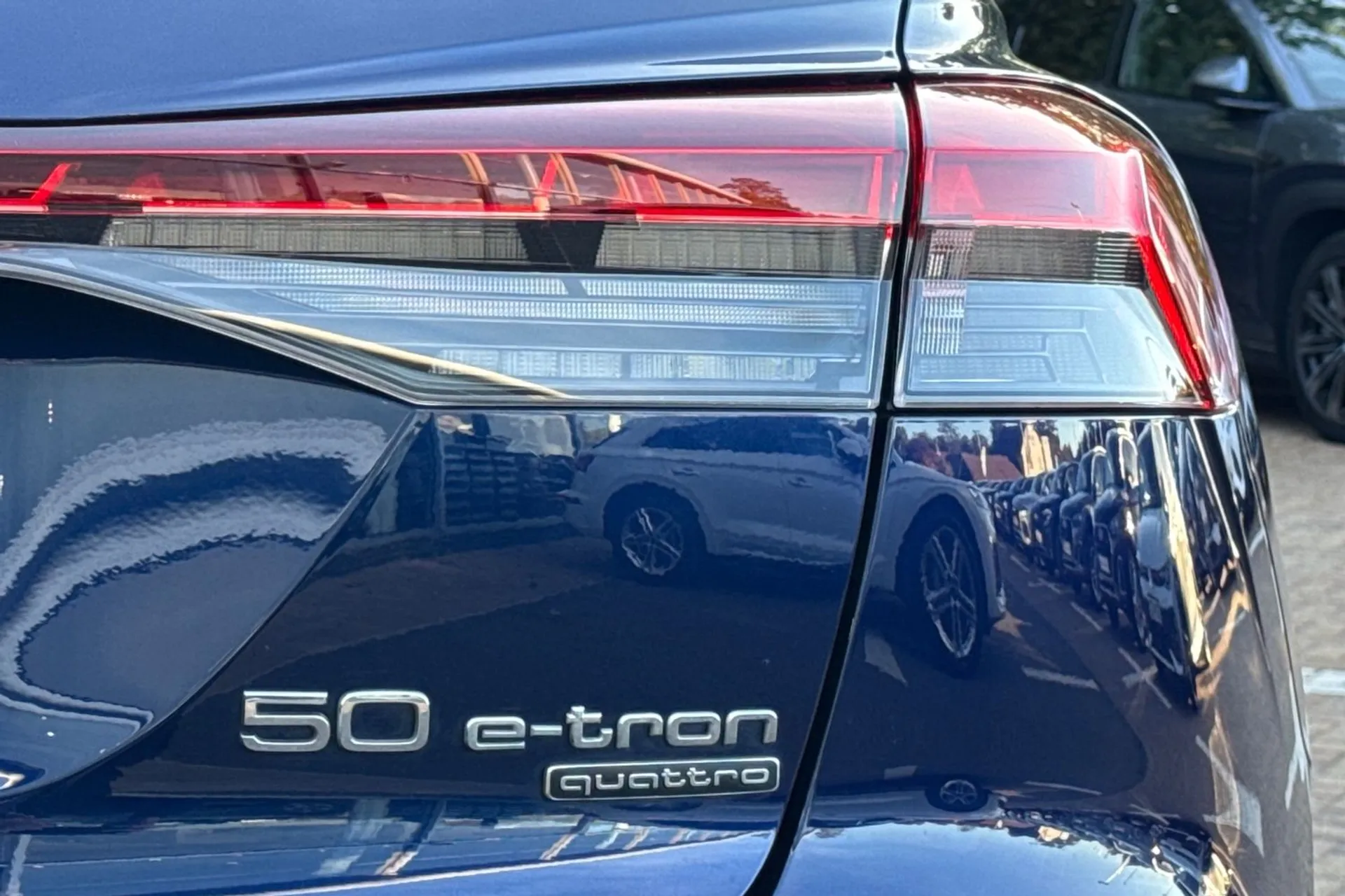 Audi Q4 thumbnail image number 44