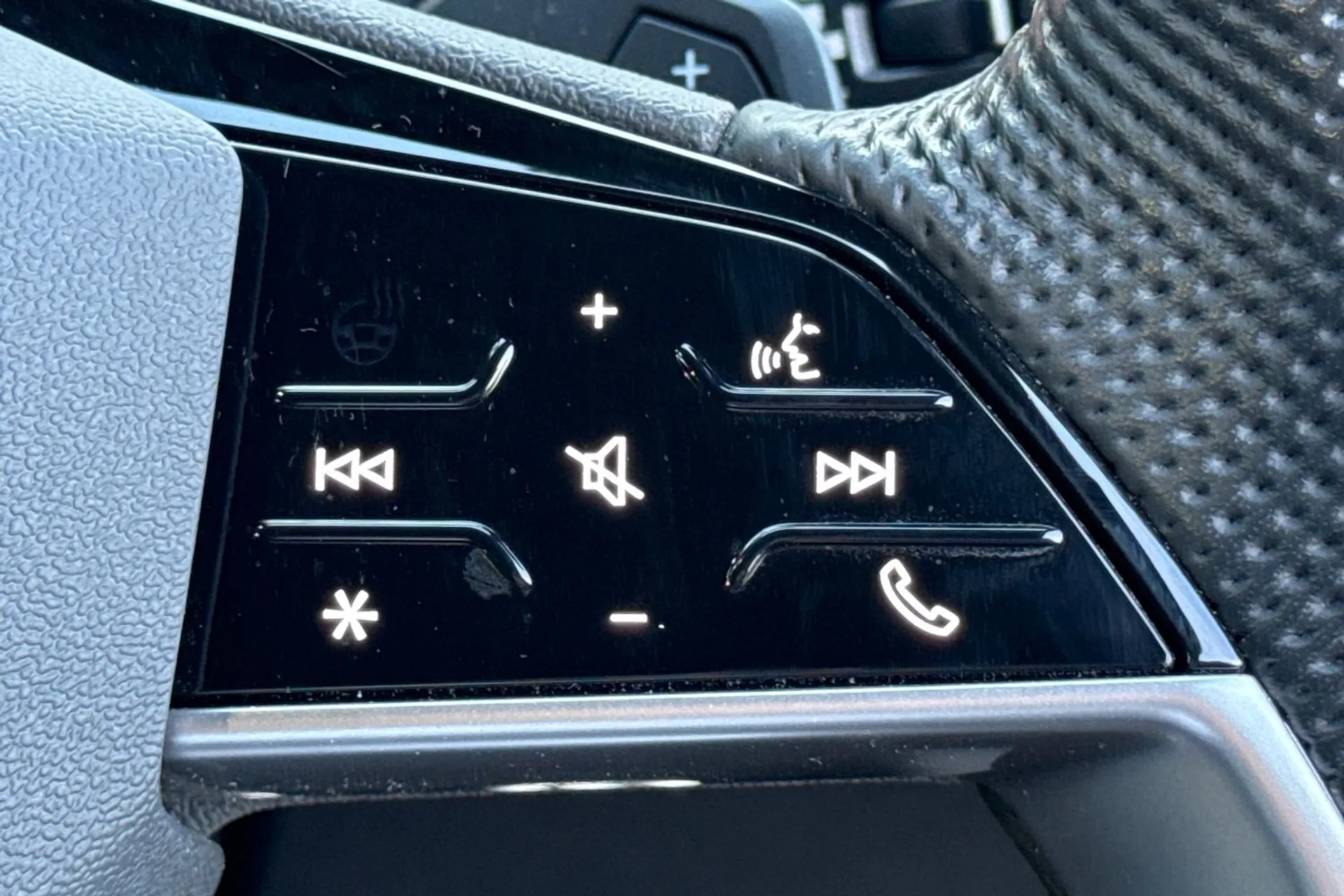 Audi Q4 thumbnail image number 46