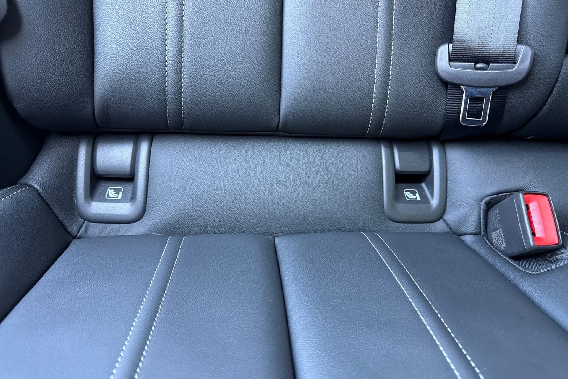 Audi Q4 thumbnail image number 32