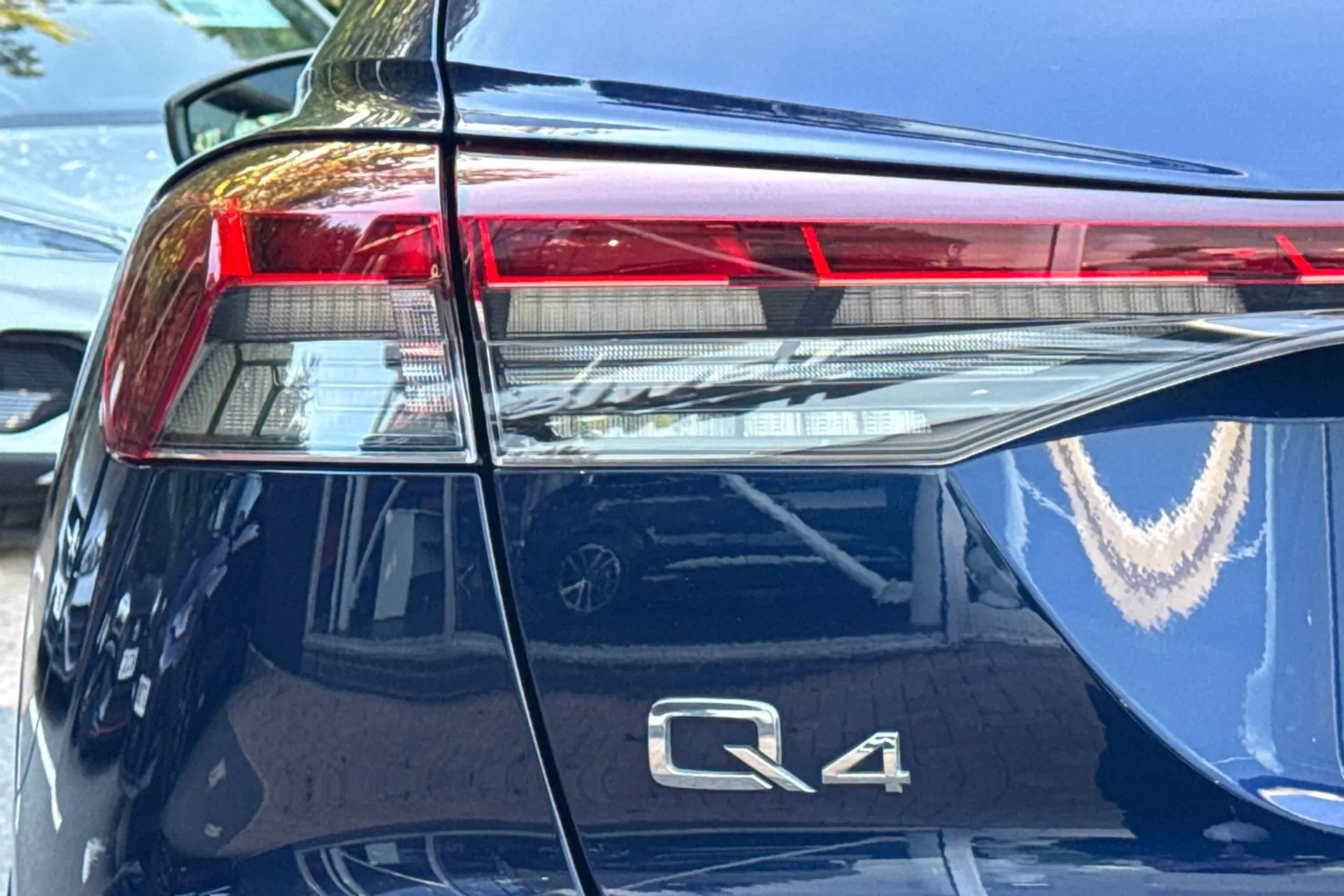 Audi Q4 thumbnail image number 43