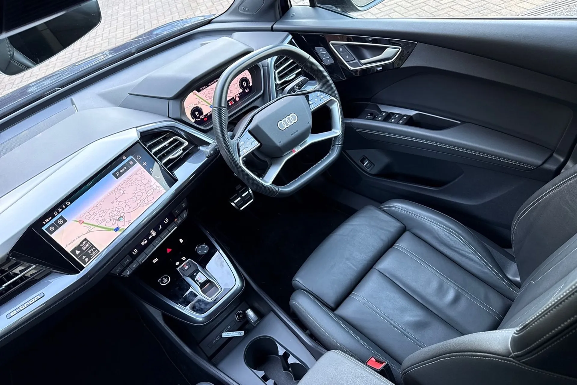 Audi Q4 thumbnail image number 40