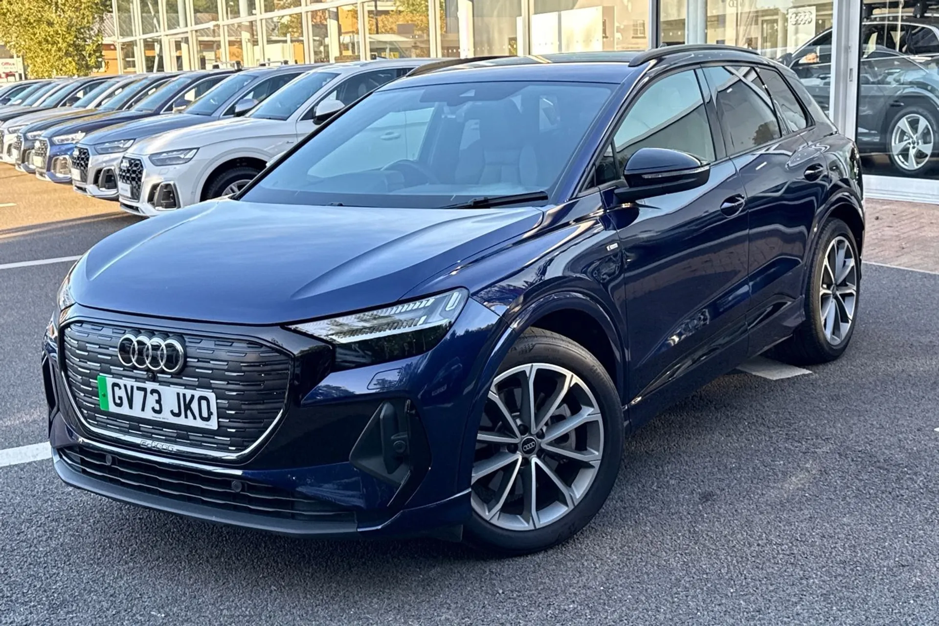 Audi Q4 thumbnail image number 15