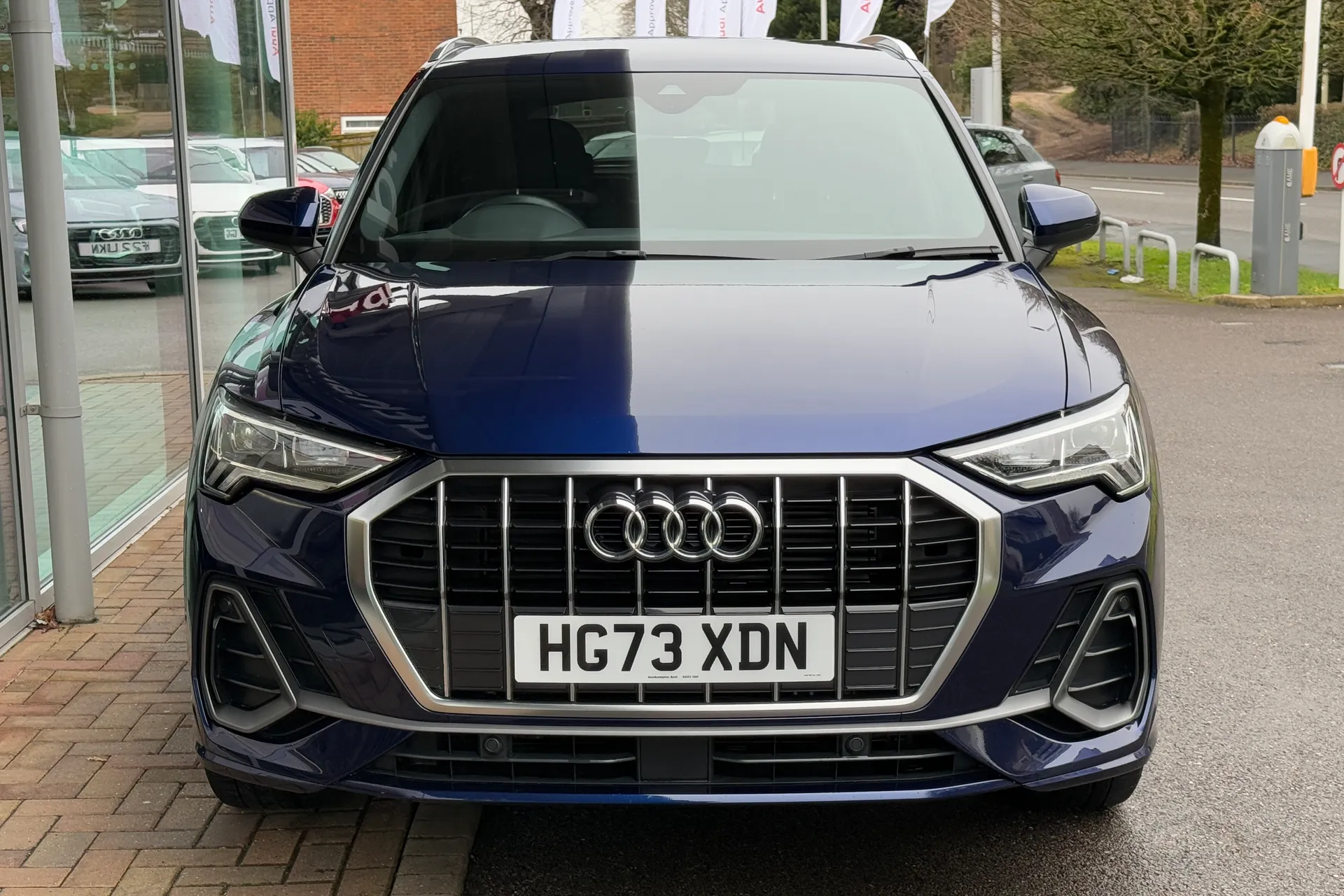 Audi Q3 thumbnail image number 45