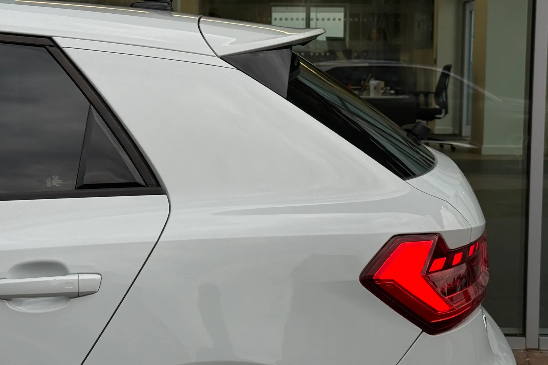 Audi A1 thumbnail image number 36