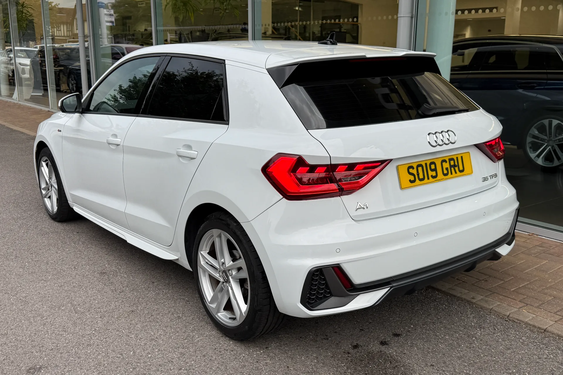 Audi A1 thumbnail image number 35