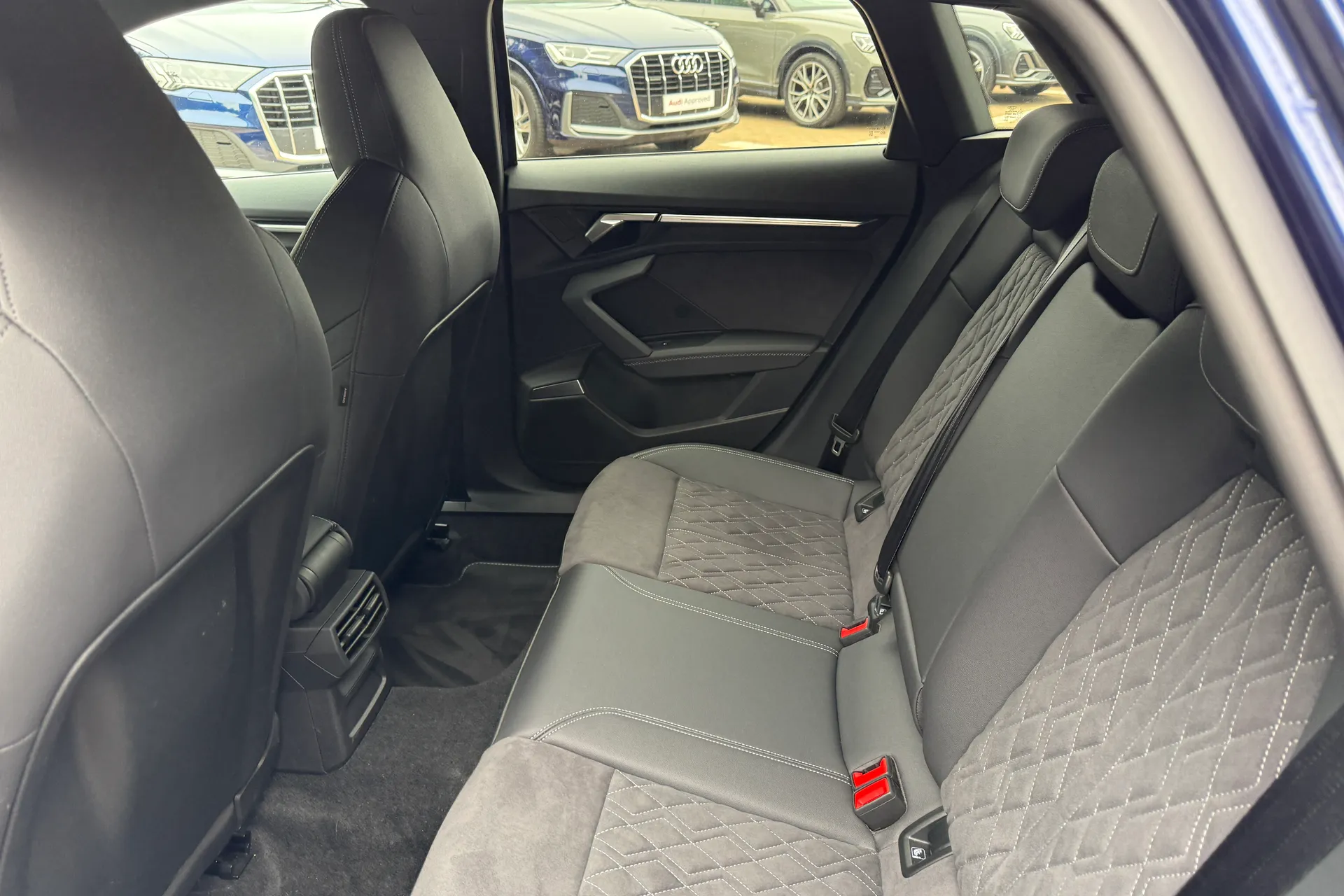 Audi A3 thumbnail image number 52