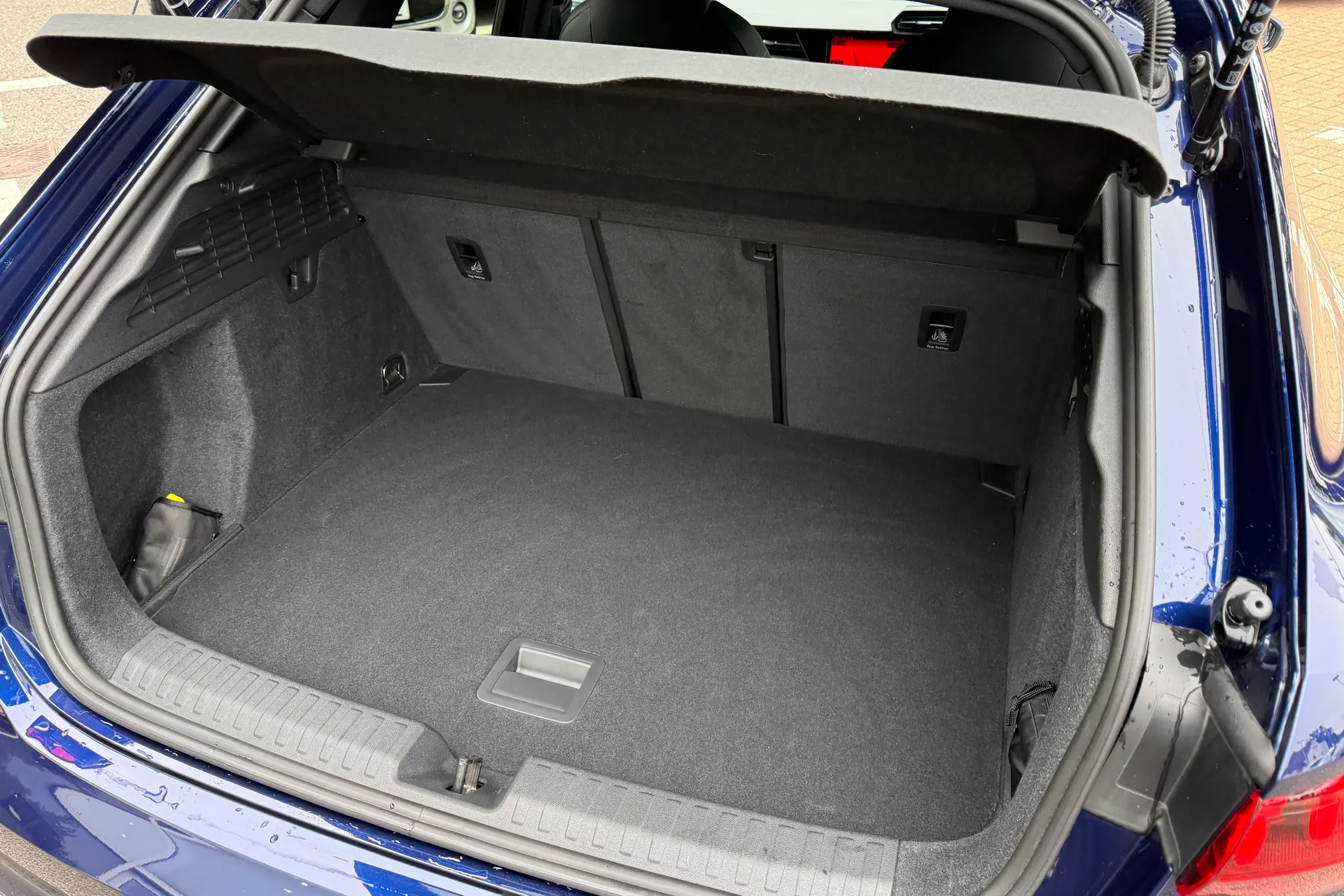 Audi A3 thumbnail image number 43