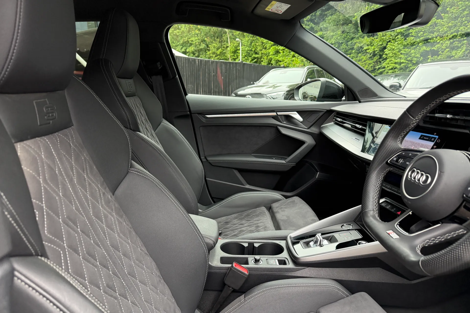 Audi A3 thumbnail image number 32