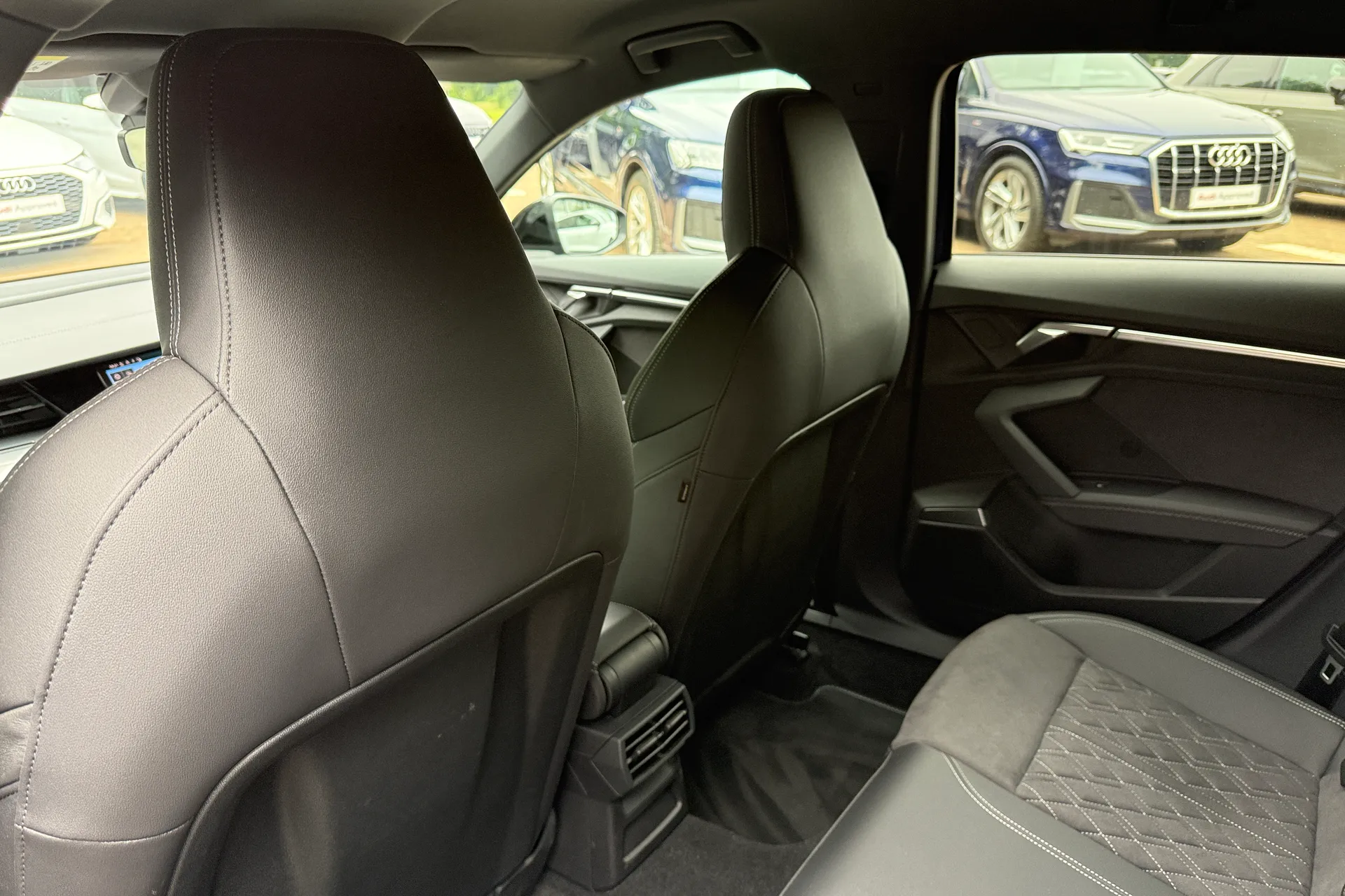 Audi A3 thumbnail image number 50