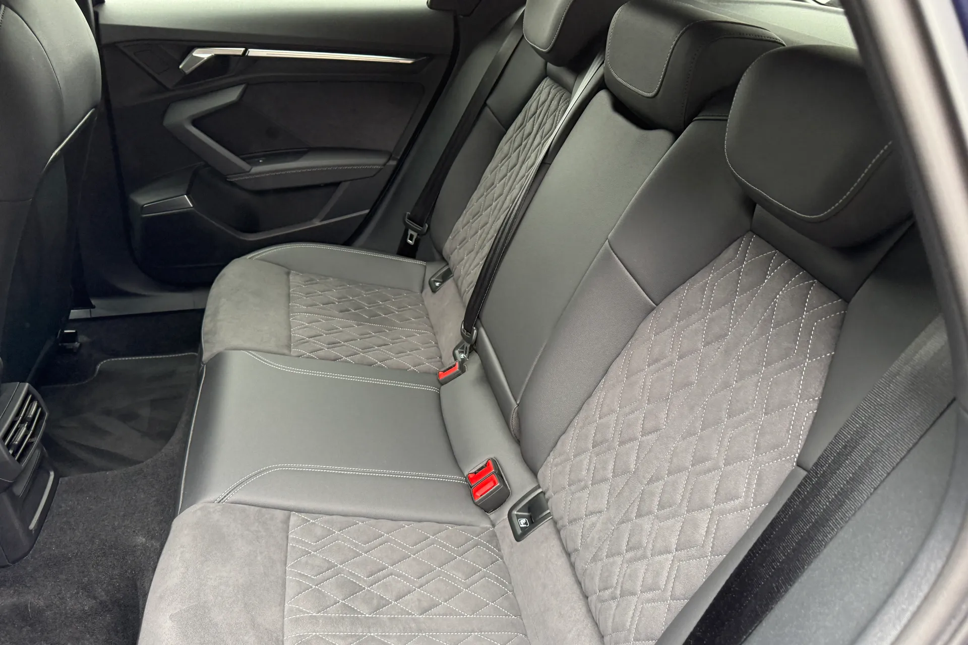 Audi A3 thumbnail image number 51
