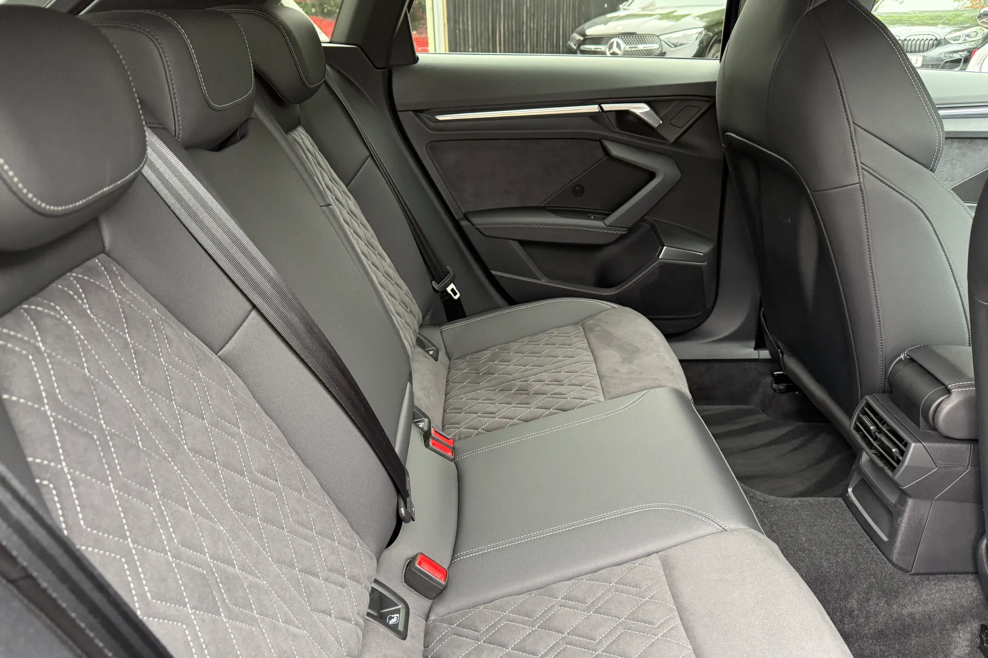 Audi A3 thumbnail image number 36