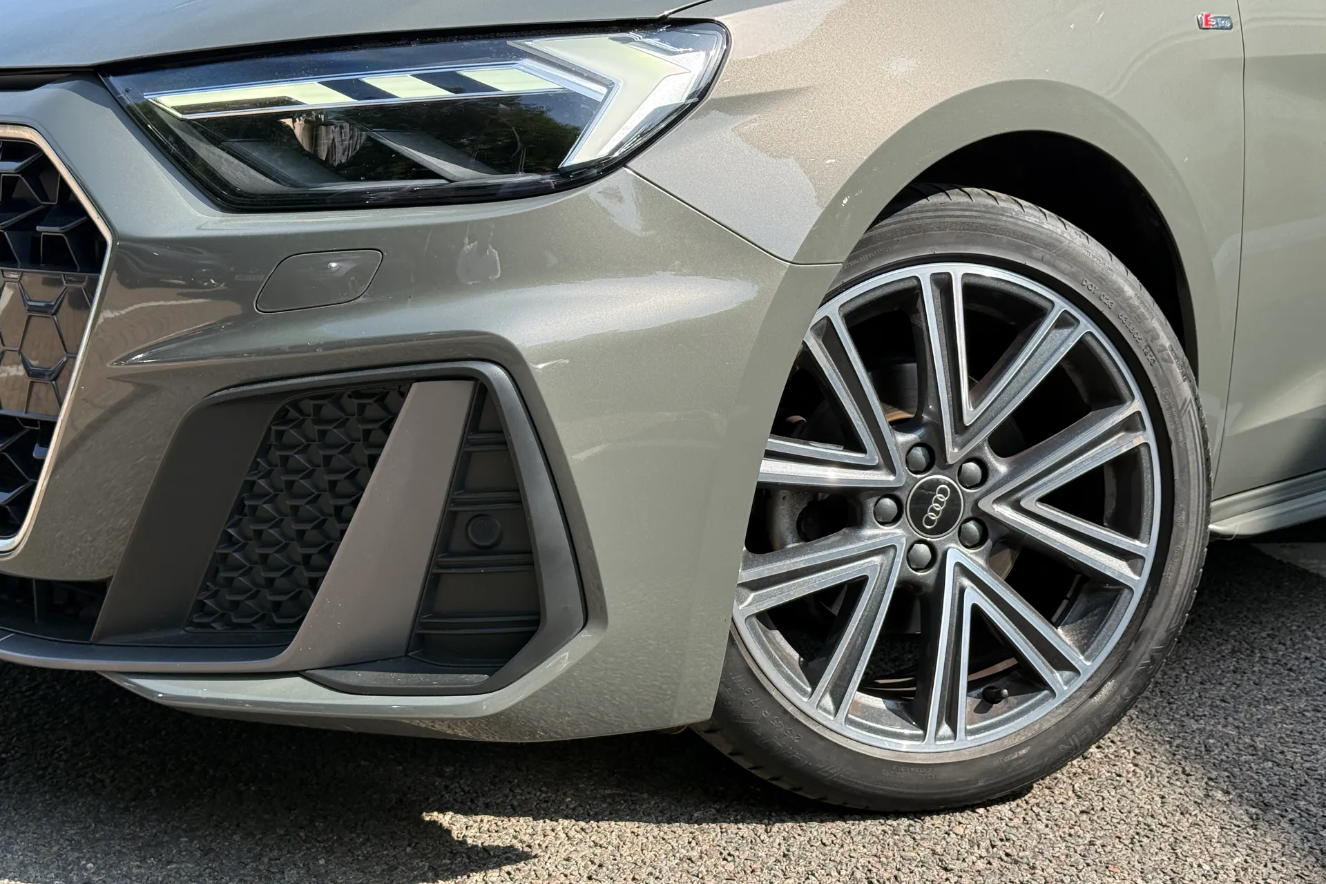 Audi A1 thumbnail image number 48