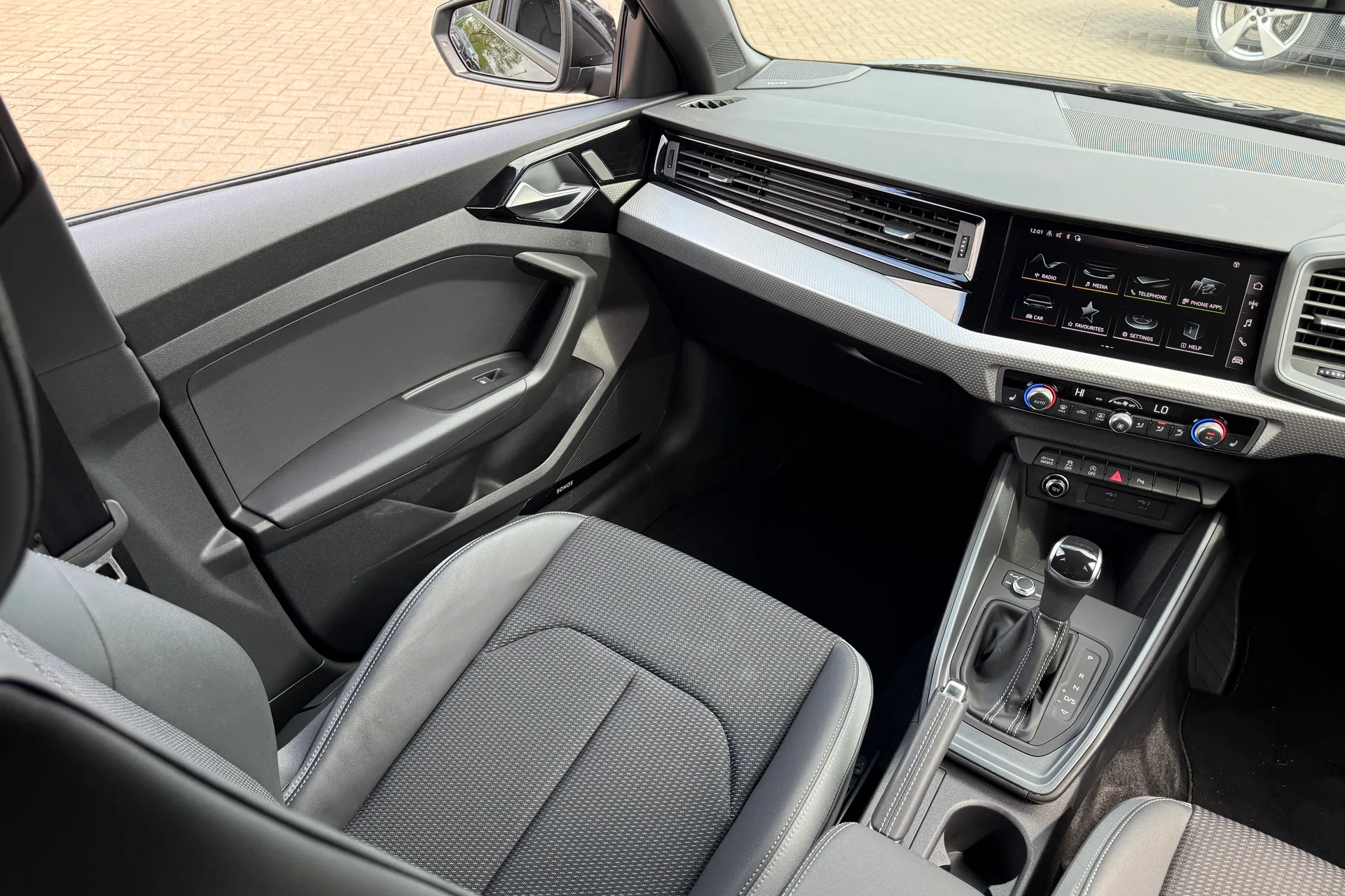 Audi A1 thumbnail image number 39