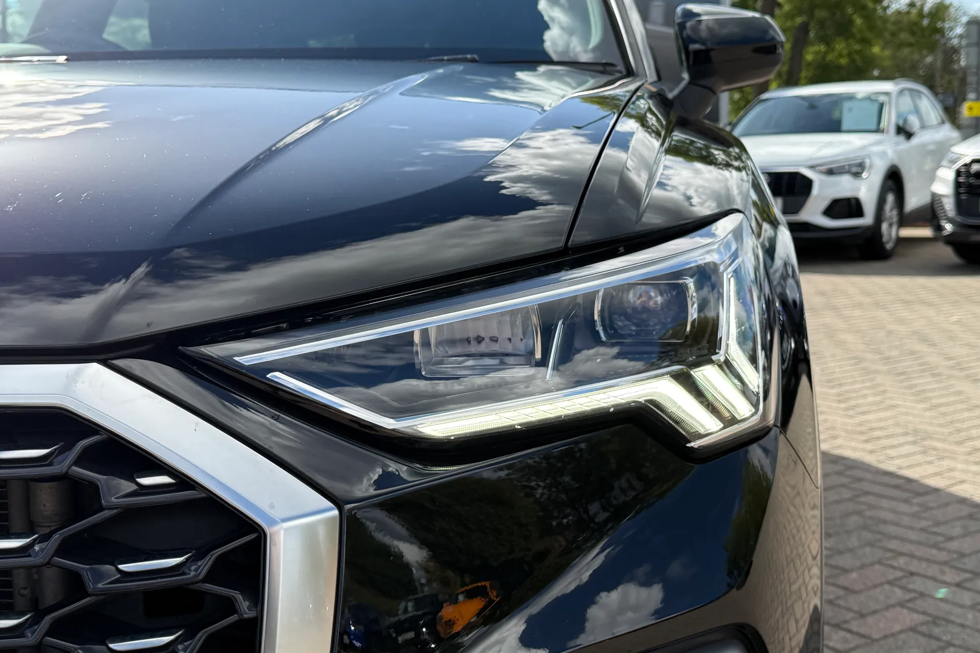 Audi Q3 thumbnail image number 53