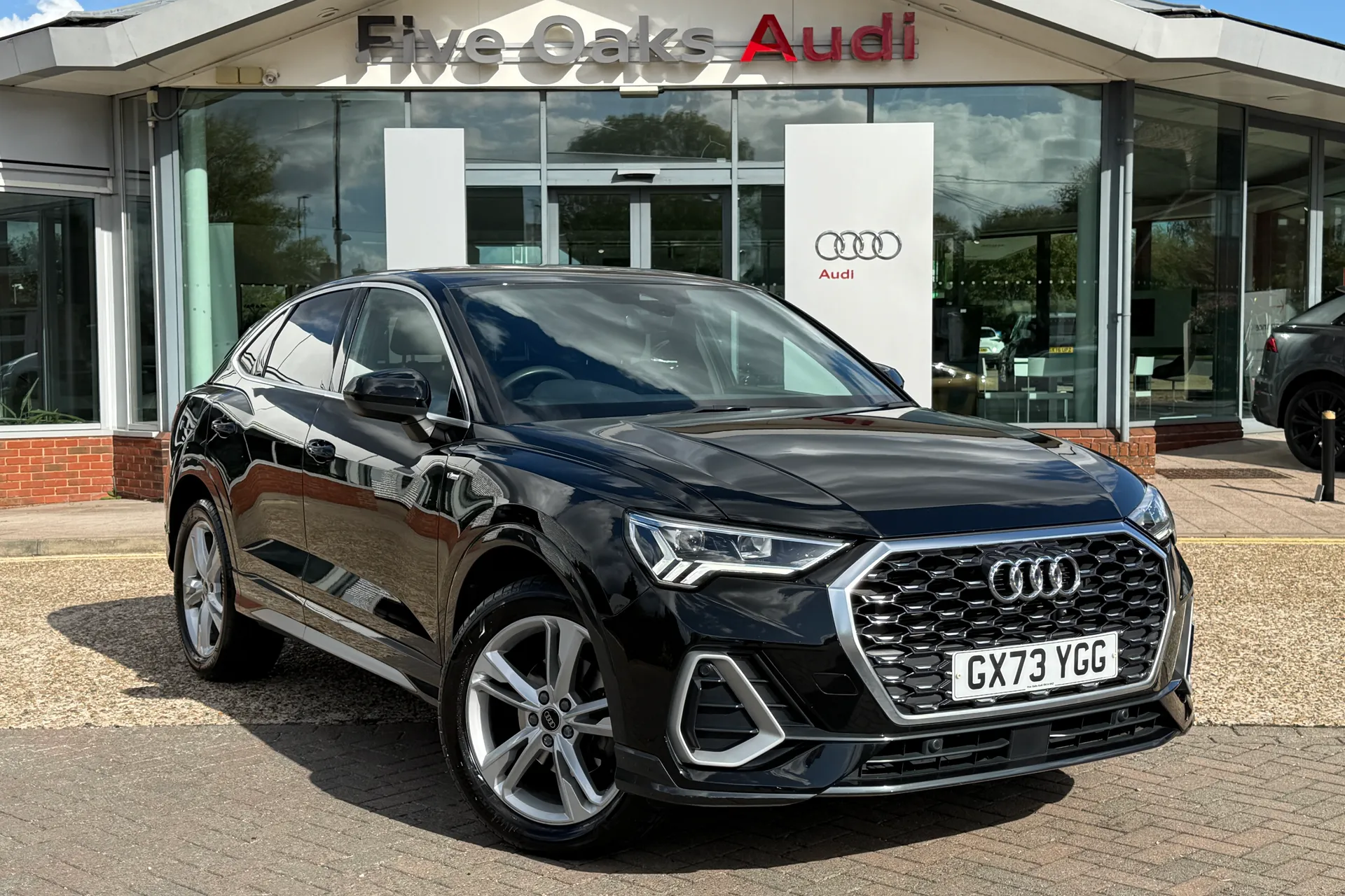 Audi Q3 focused image