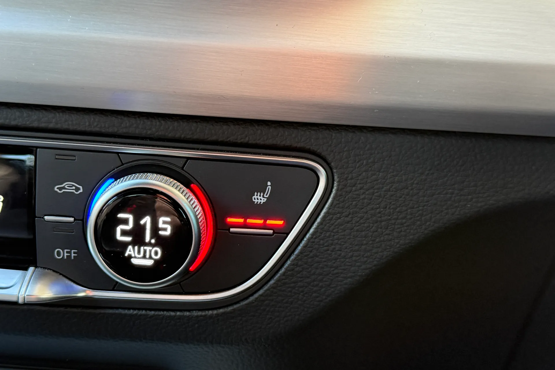 Audi Q5 thumbnail image number 10