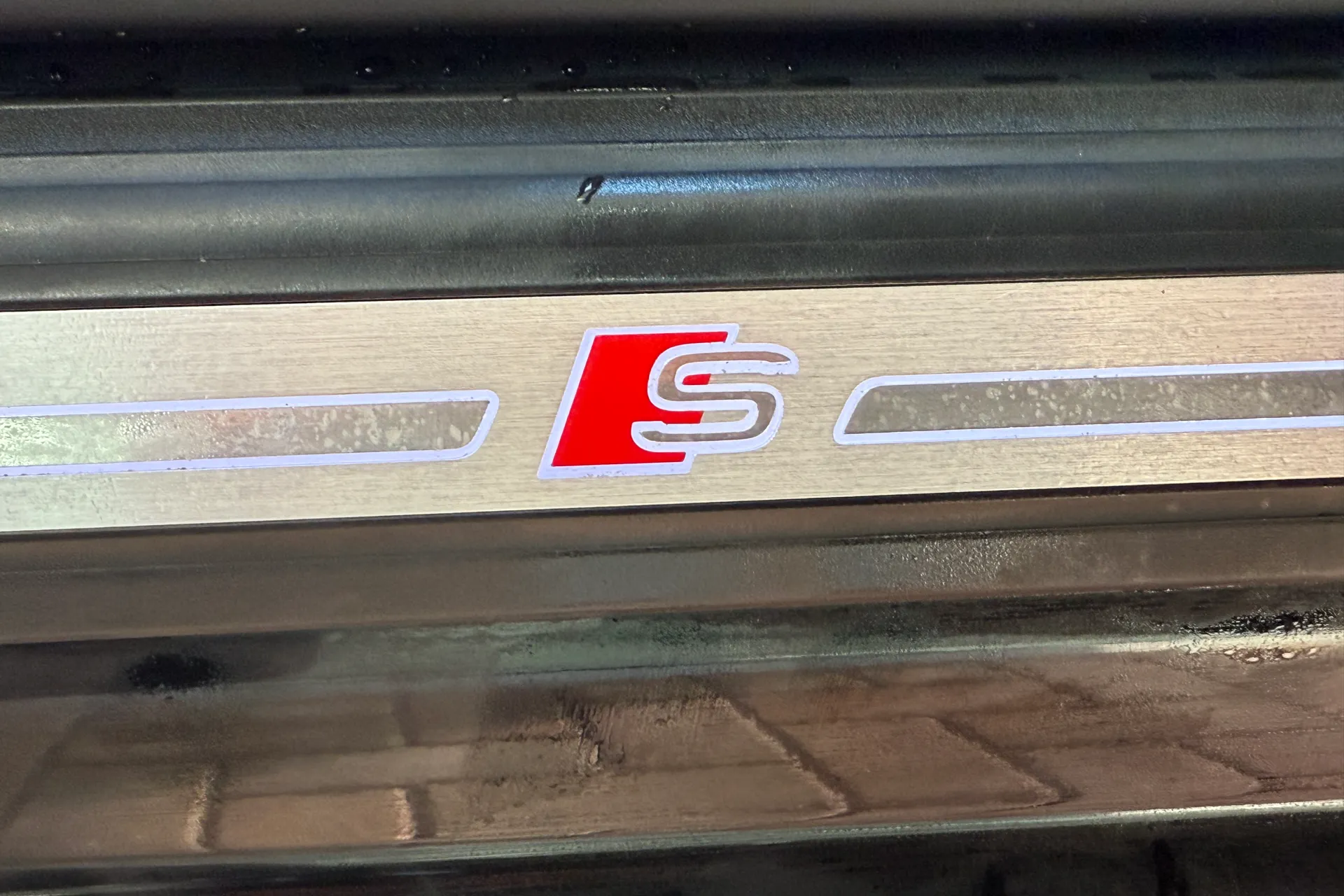 Audi Q5 thumbnail image number 37