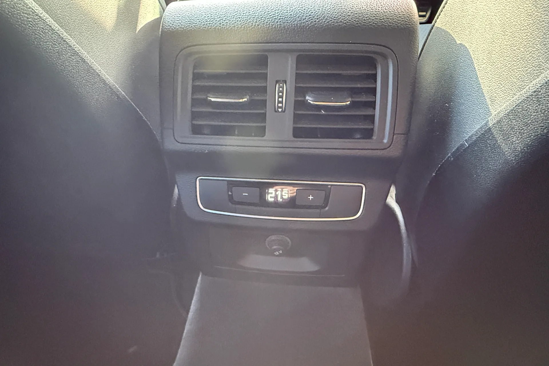 Audi Q5 thumbnail image number 46