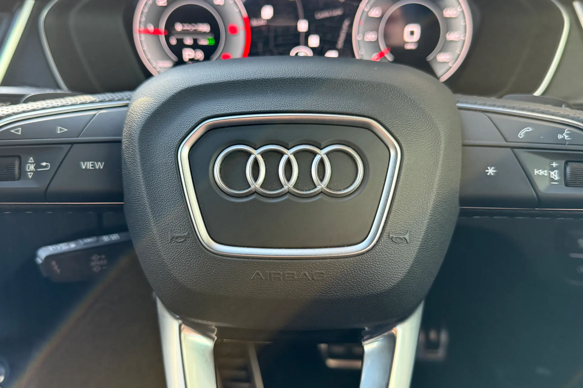 Audi Q5 thumbnail image number 12