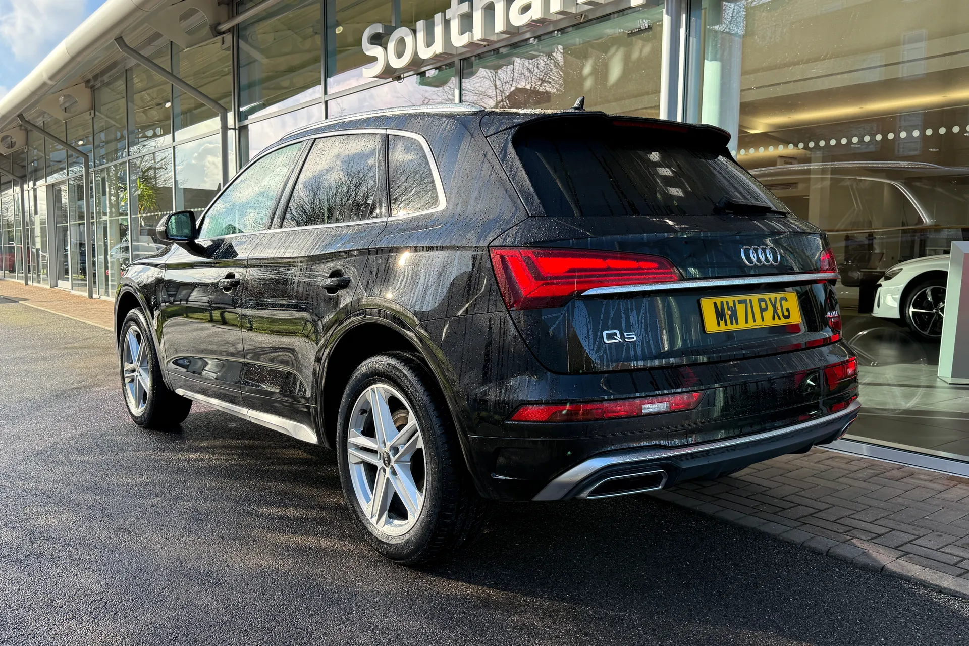 Audi Q5 thumbnail image number 57