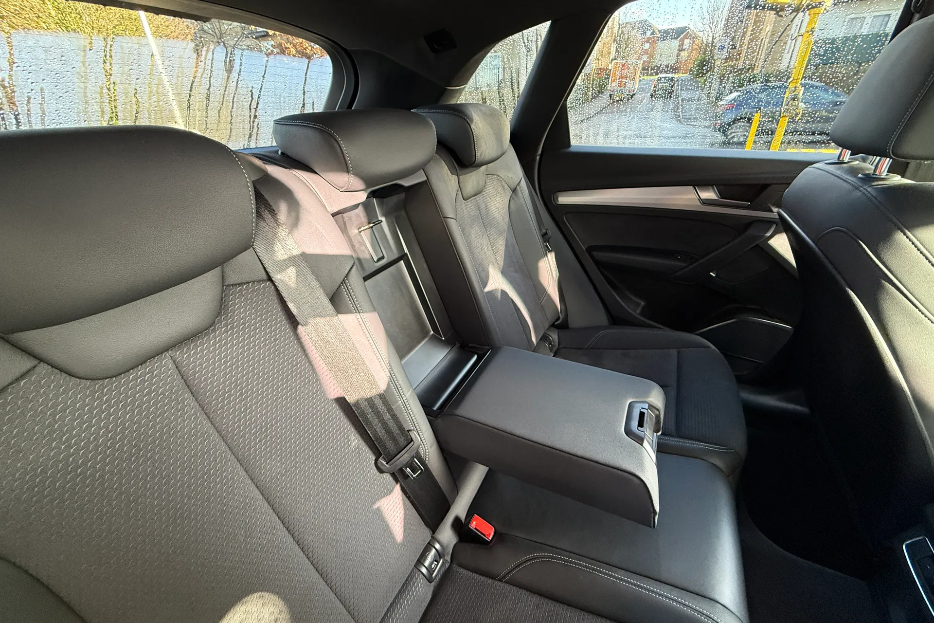 Audi Q5 thumbnail image number 45