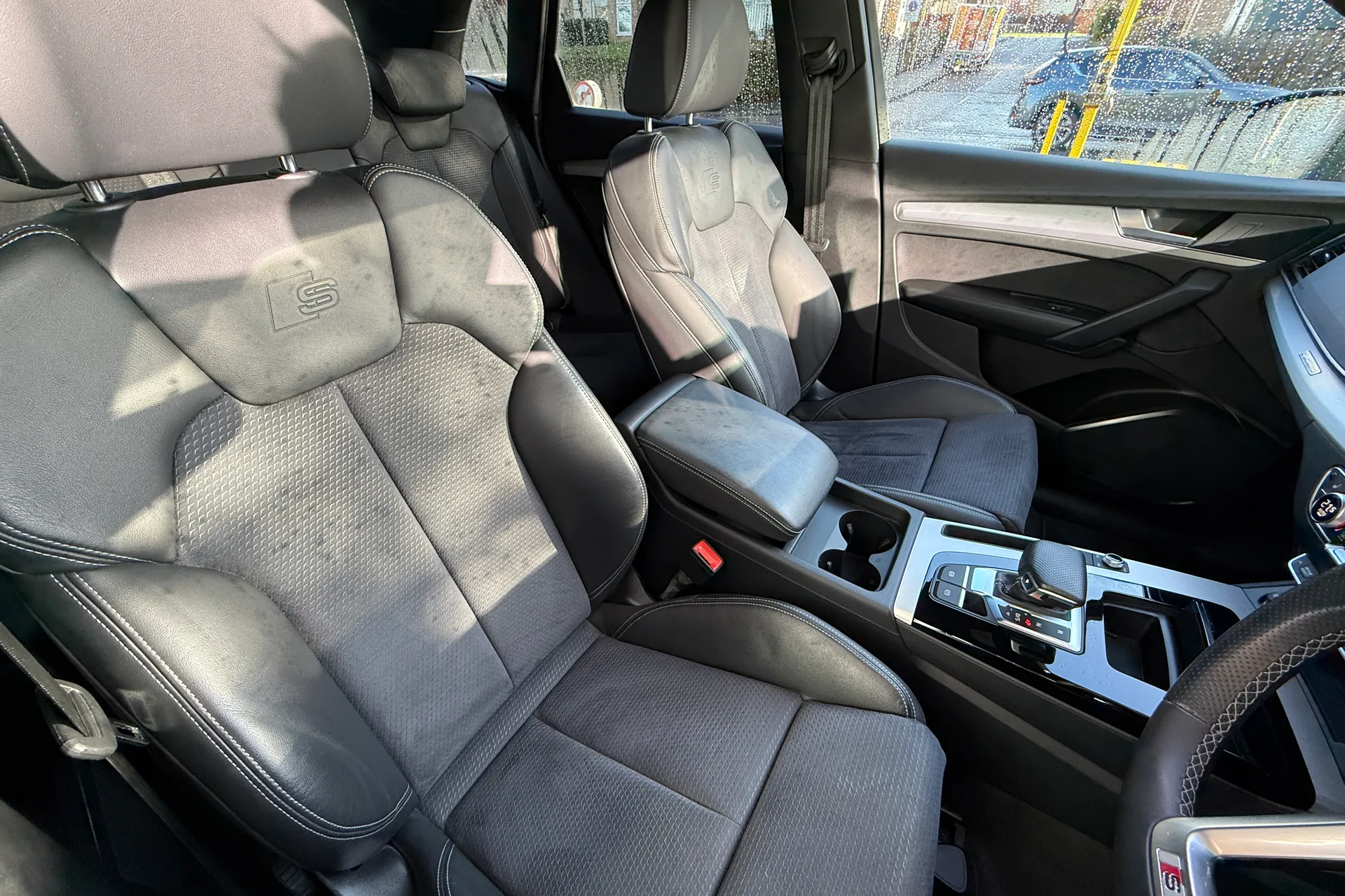 Audi Q5 thumbnail image number 42