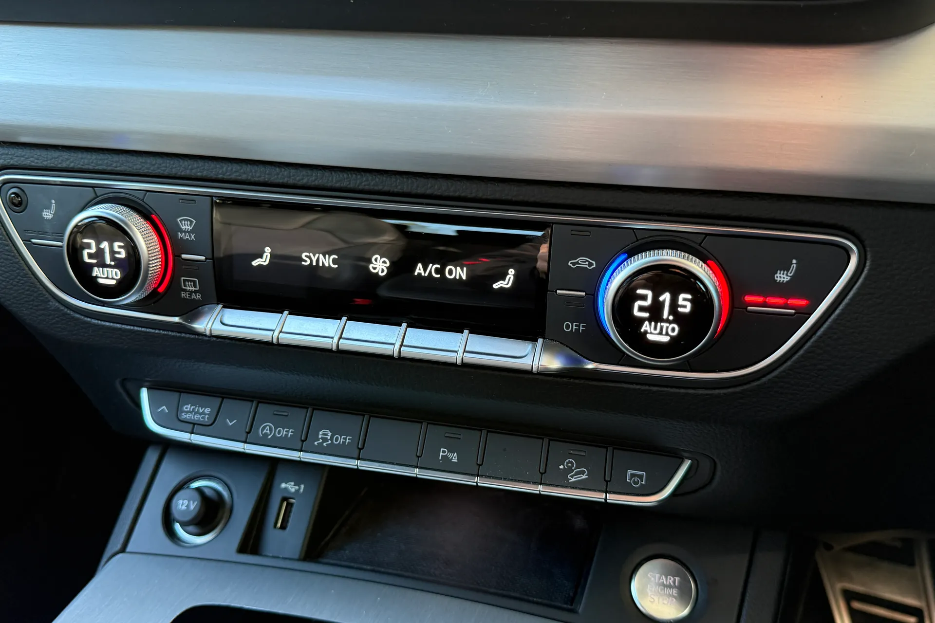 Audi Q5 thumbnail image number 21