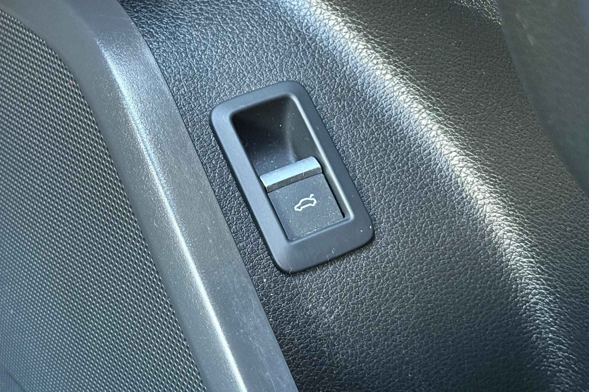 Audi Q5 thumbnail image number 32